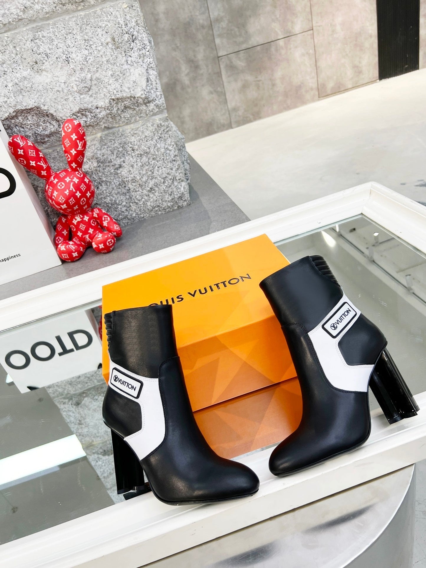 Luxury Shoes - LU-V - 511