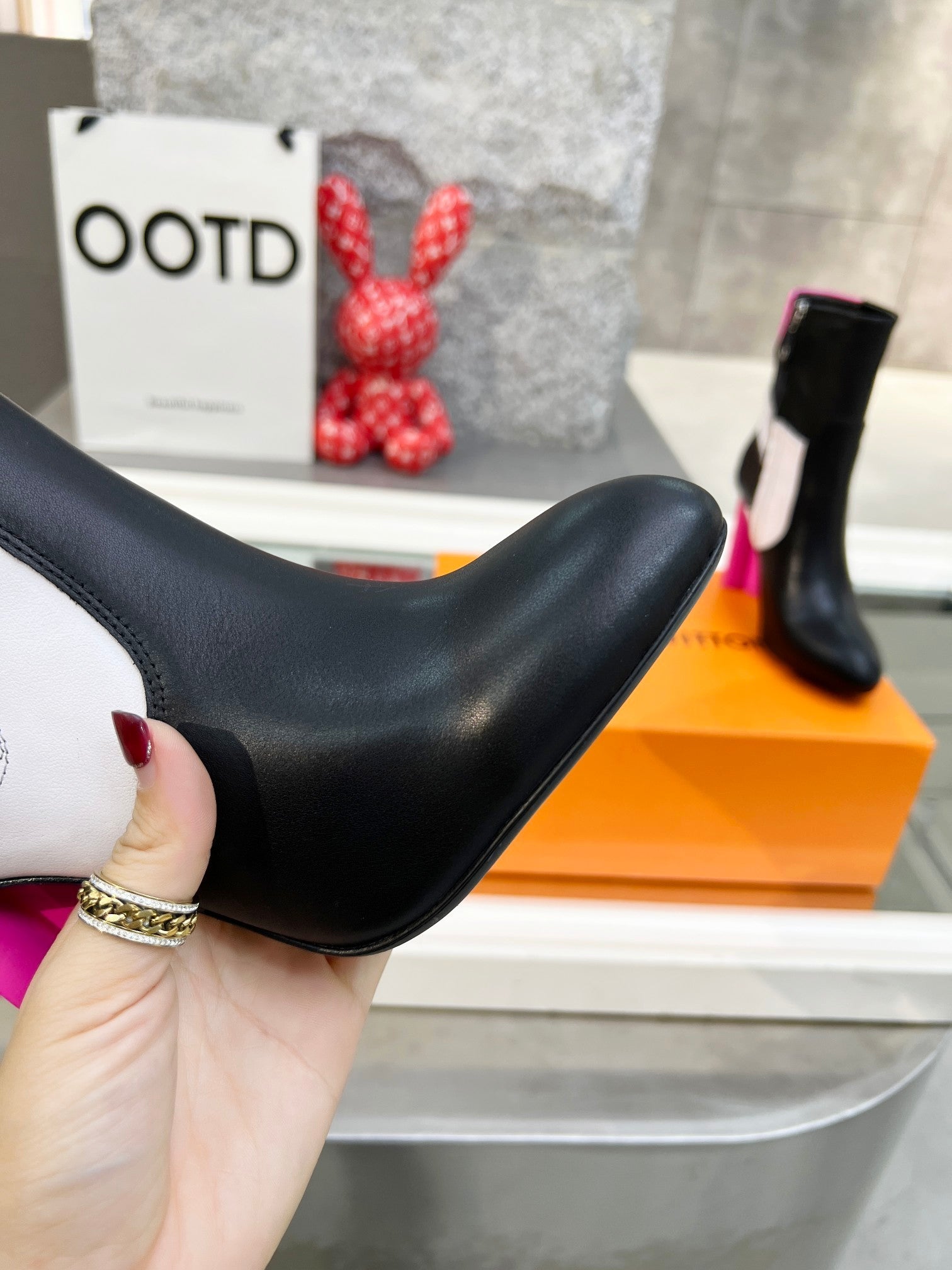 Luxury Shoes - LU-V - 507