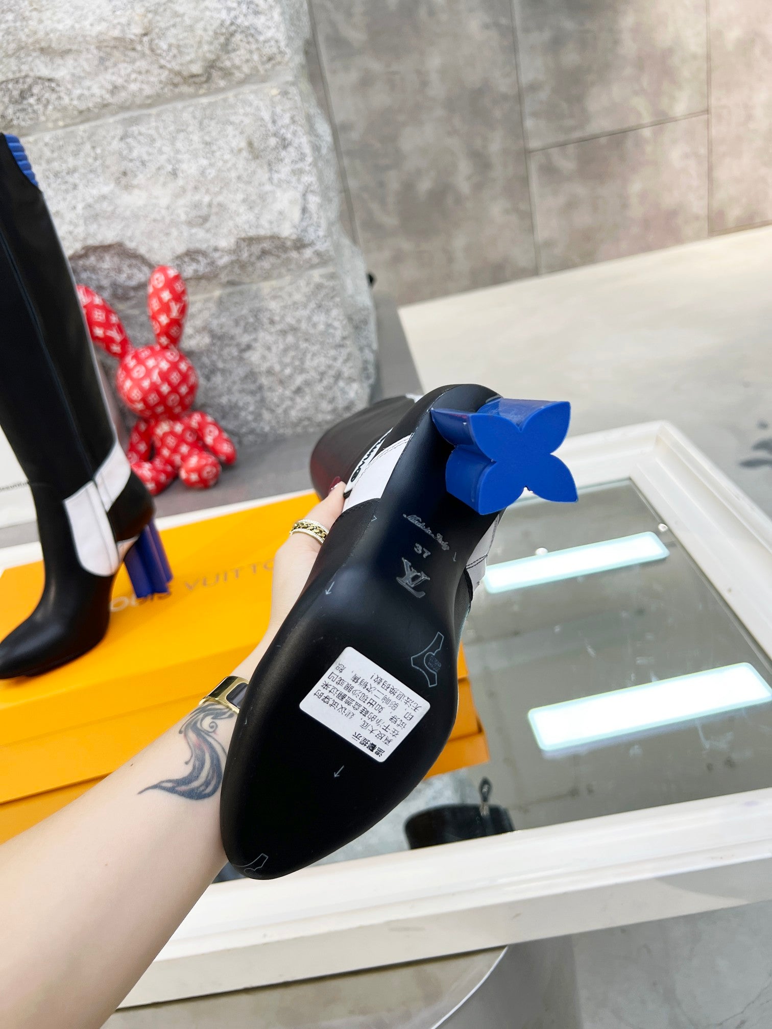 Luxury Shoes - LU-V - 506