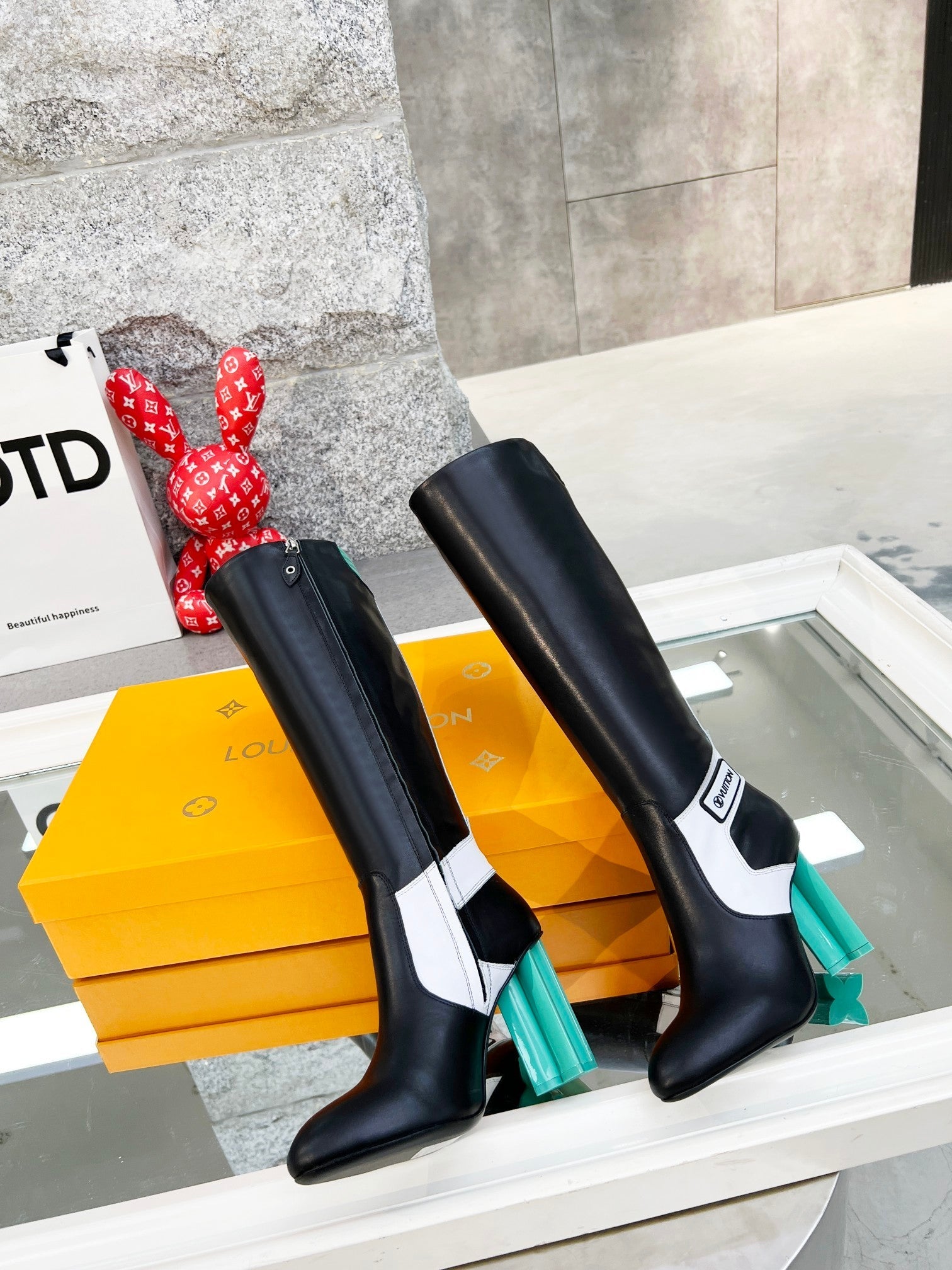 Luxury Shoes - LU-V - 505