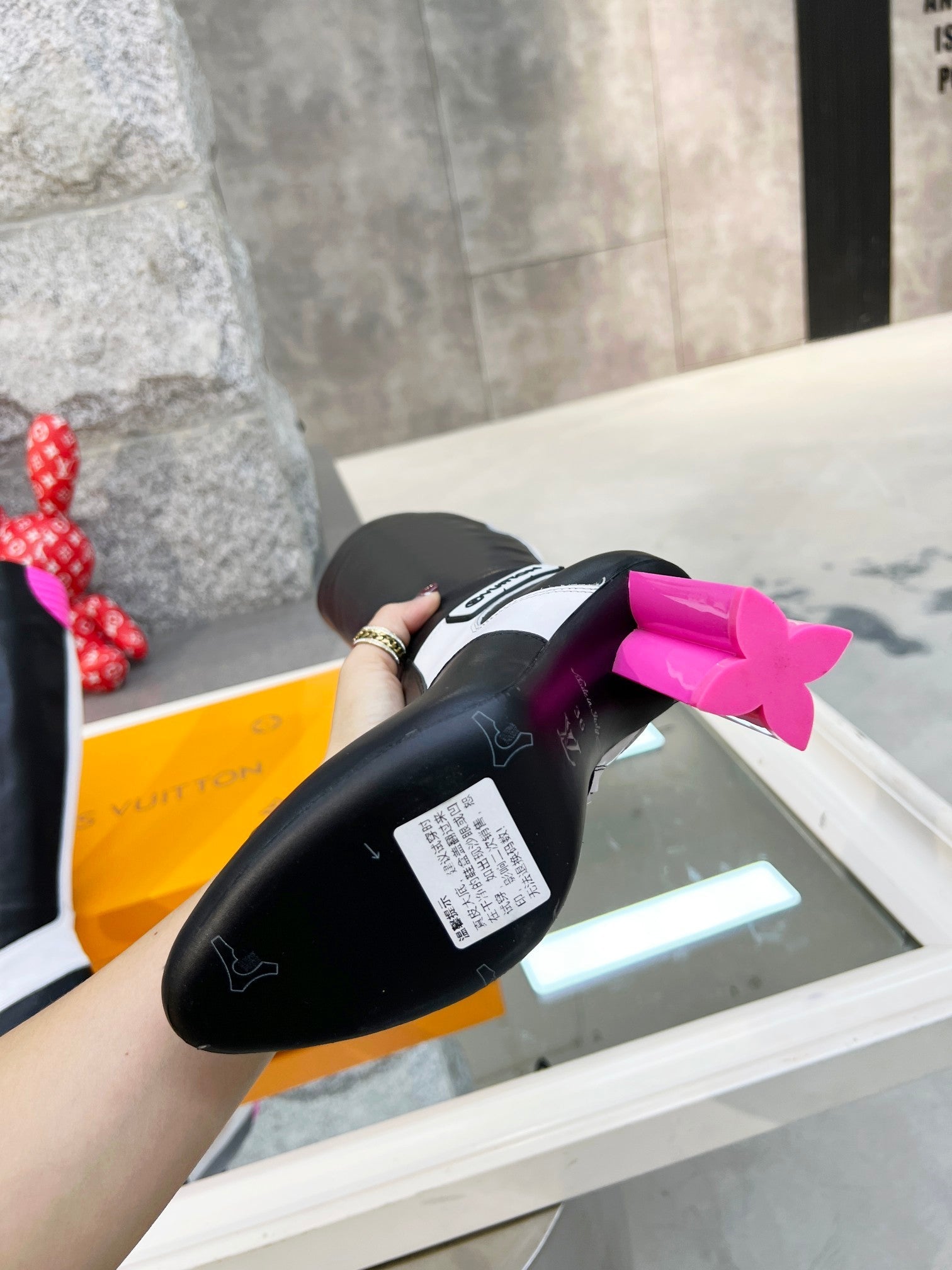 Luxury Shoes - LU-V - 504