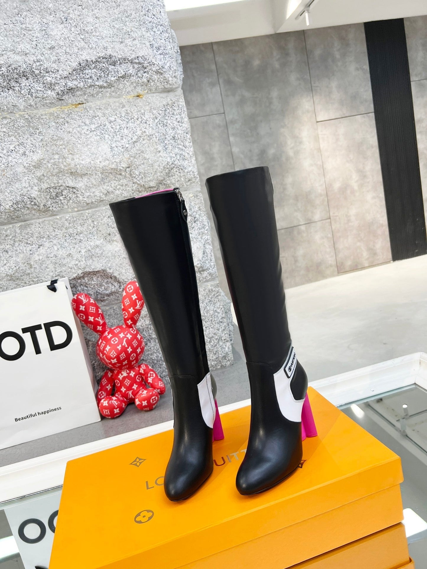 Luxury Shoes - LU-V - 504