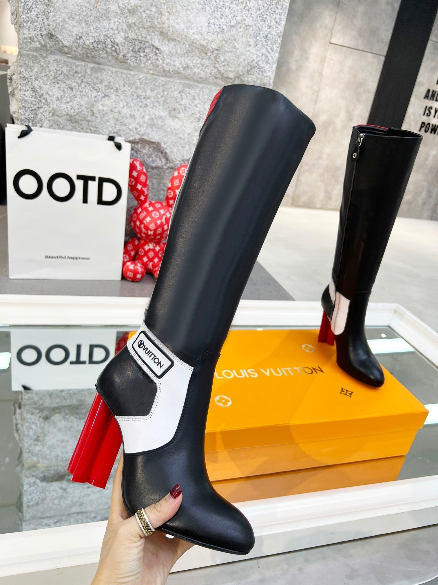 Luxury Shoes - LU-V - 503