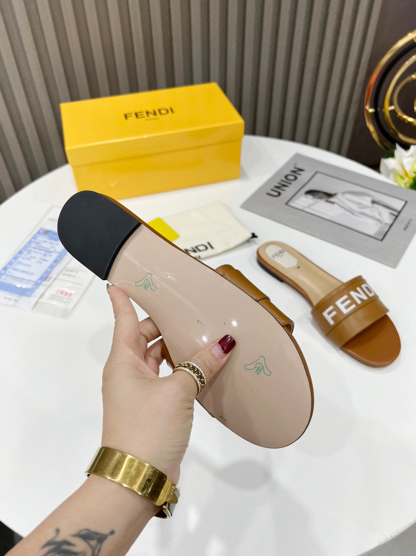 Luxury Shoes - FED - 646