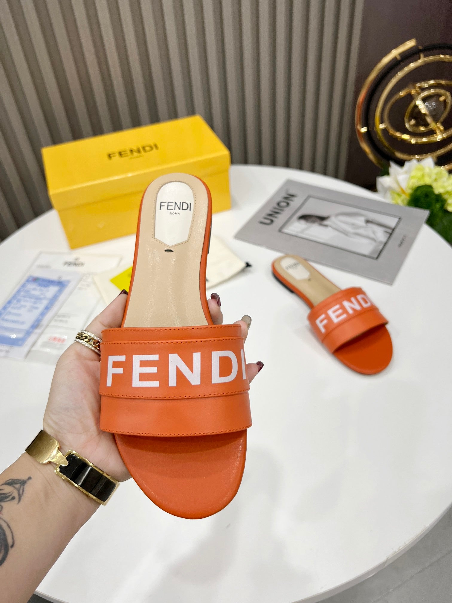 Luxury Shoes - FED - 645
