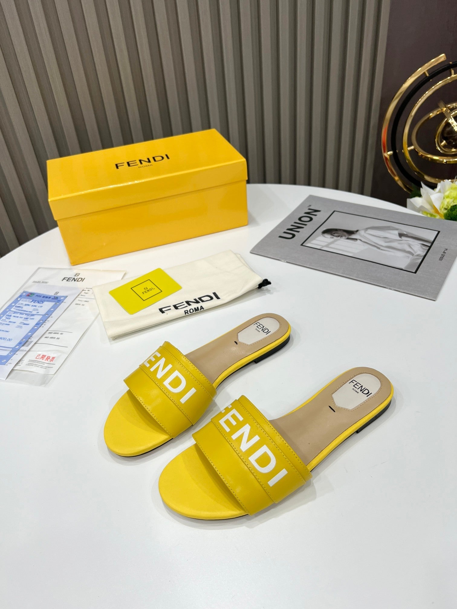 Luxury Shoes - FED - 648