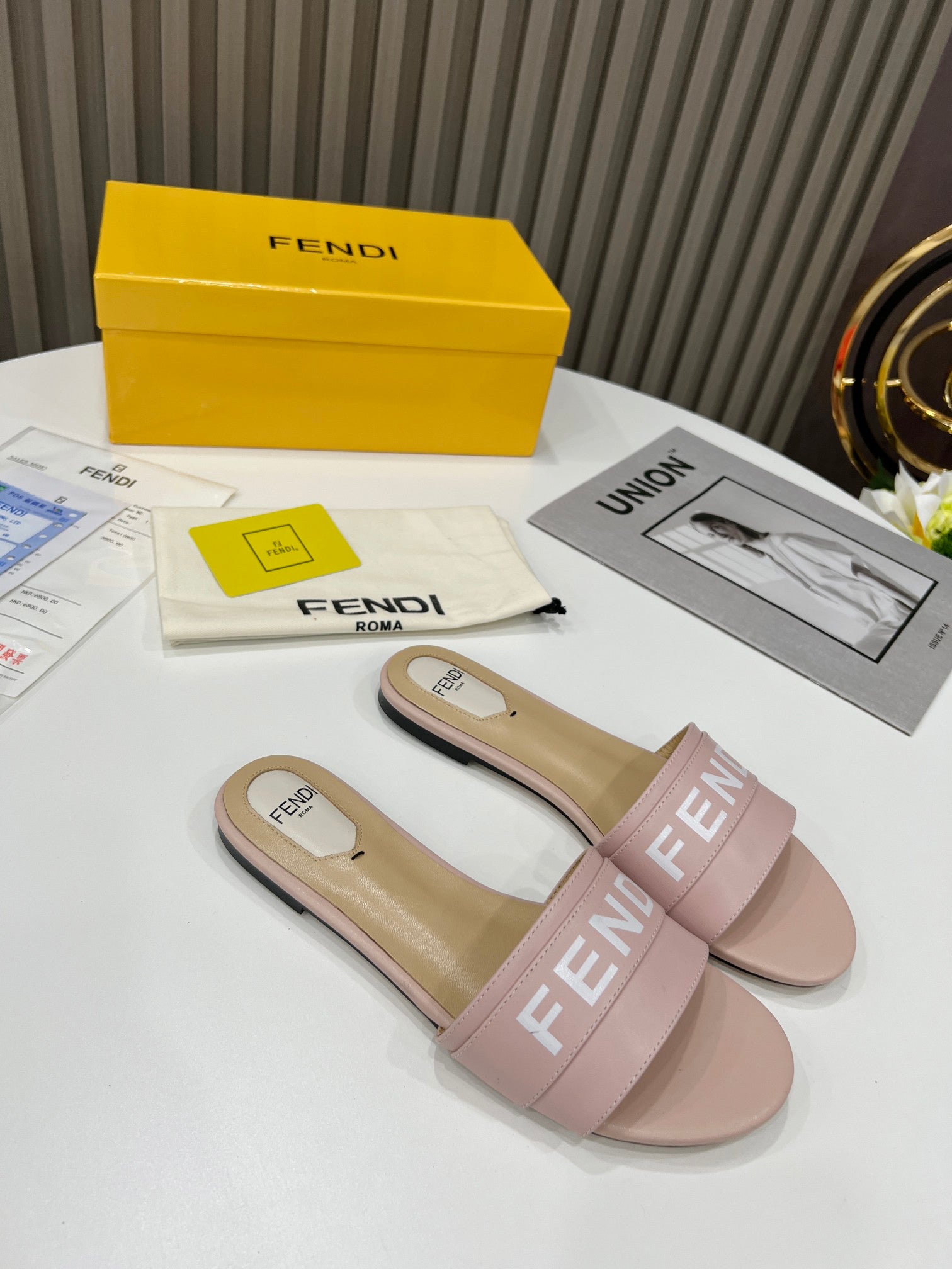 Luxury Shoes - FED - 643