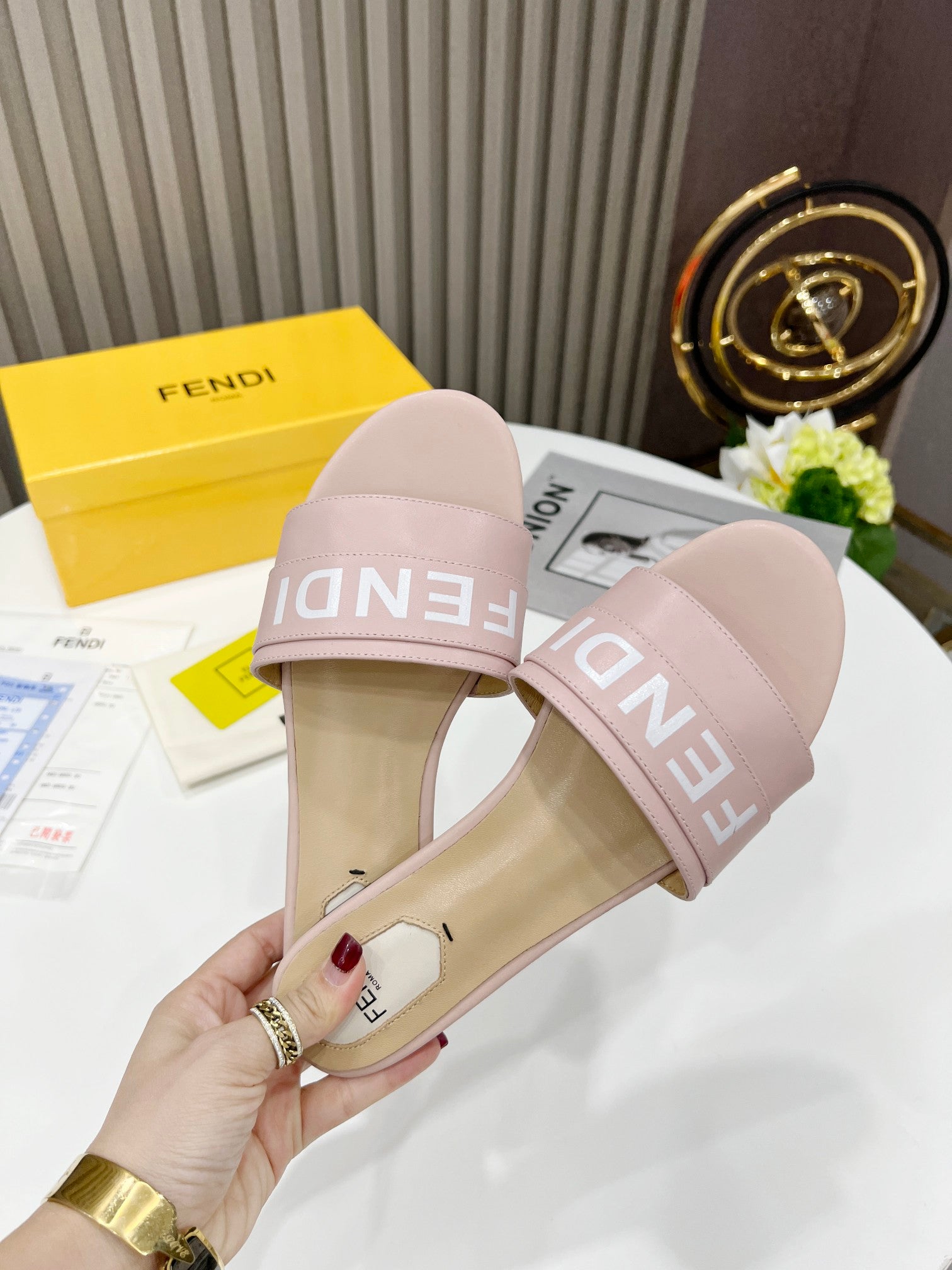 Luxury Shoes - FED - 643