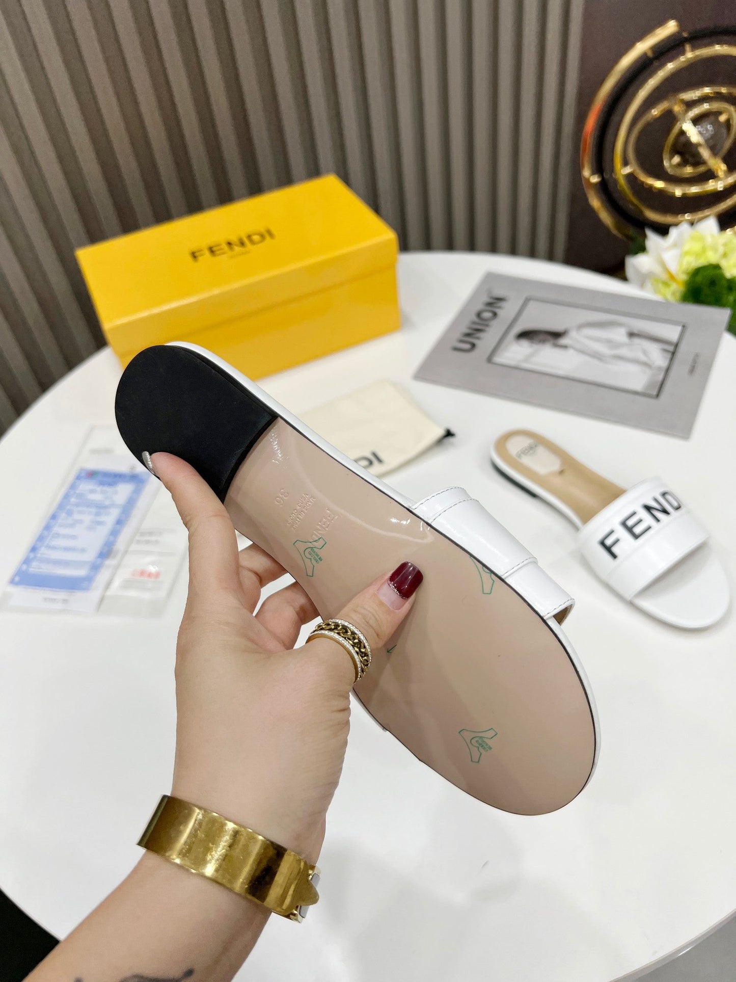 Luxury Shoes - FED - 642