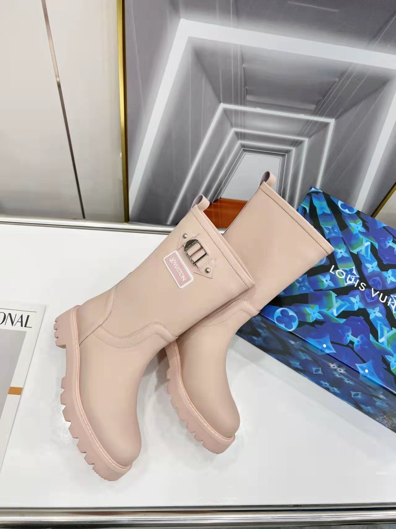 Luxury Shoes - LU-V - 625