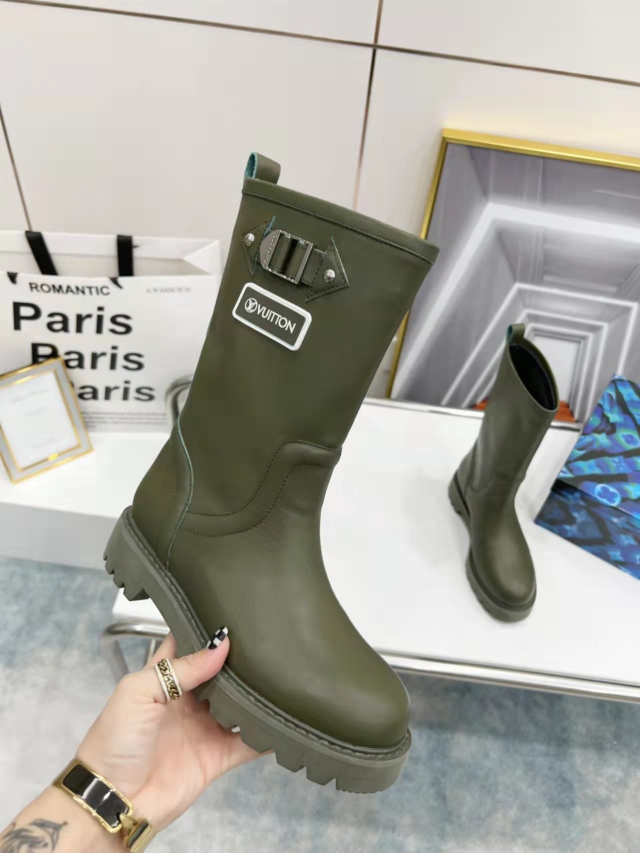 Luxury Shoes - LU-V - 623