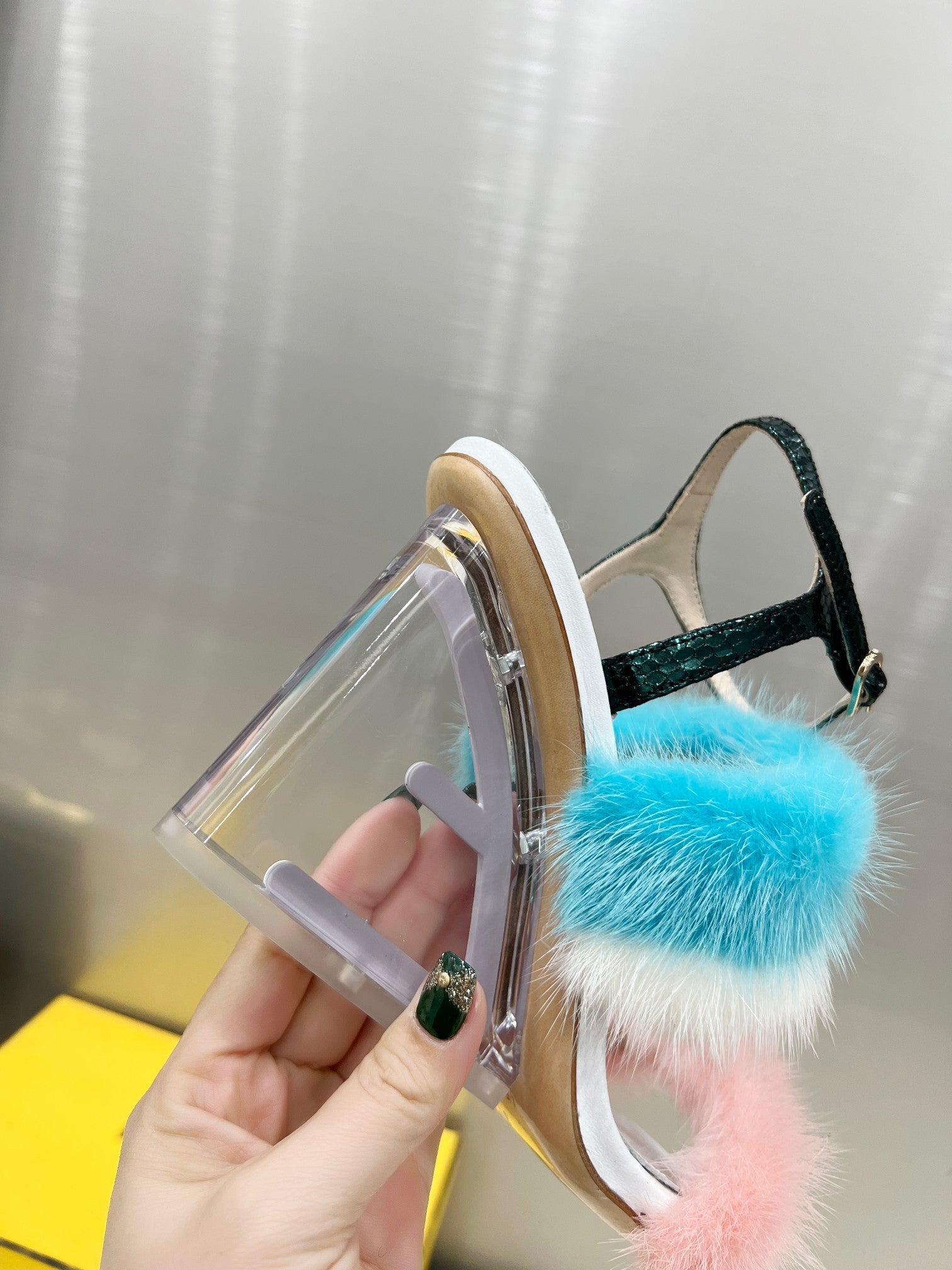 Luxury Shoes - FED - 675