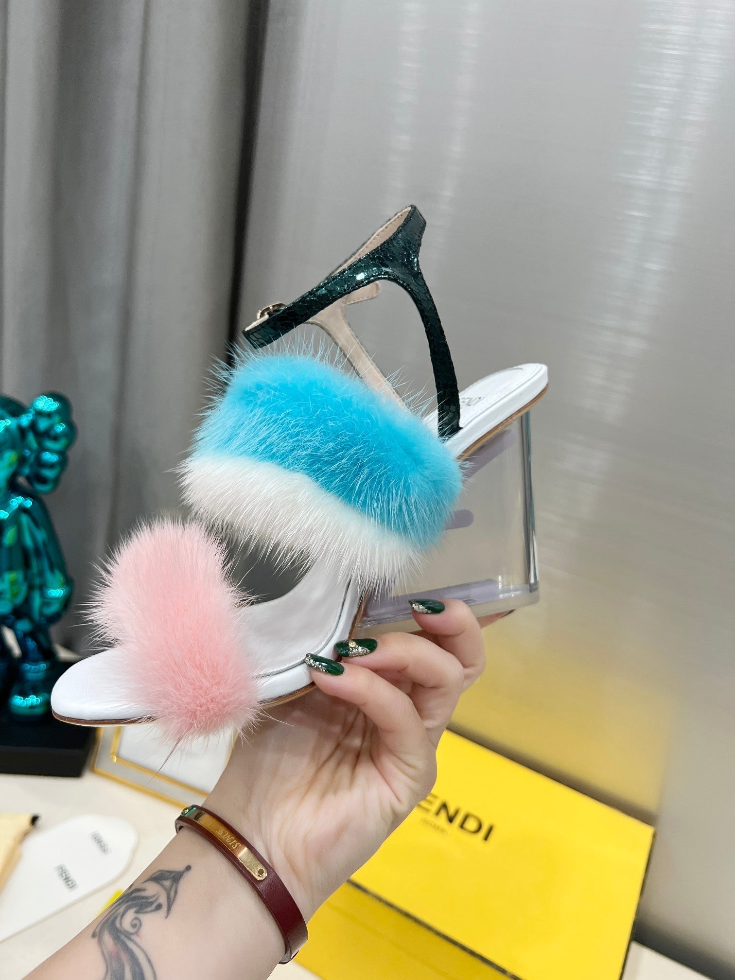 Luxury Shoes - FED - 675