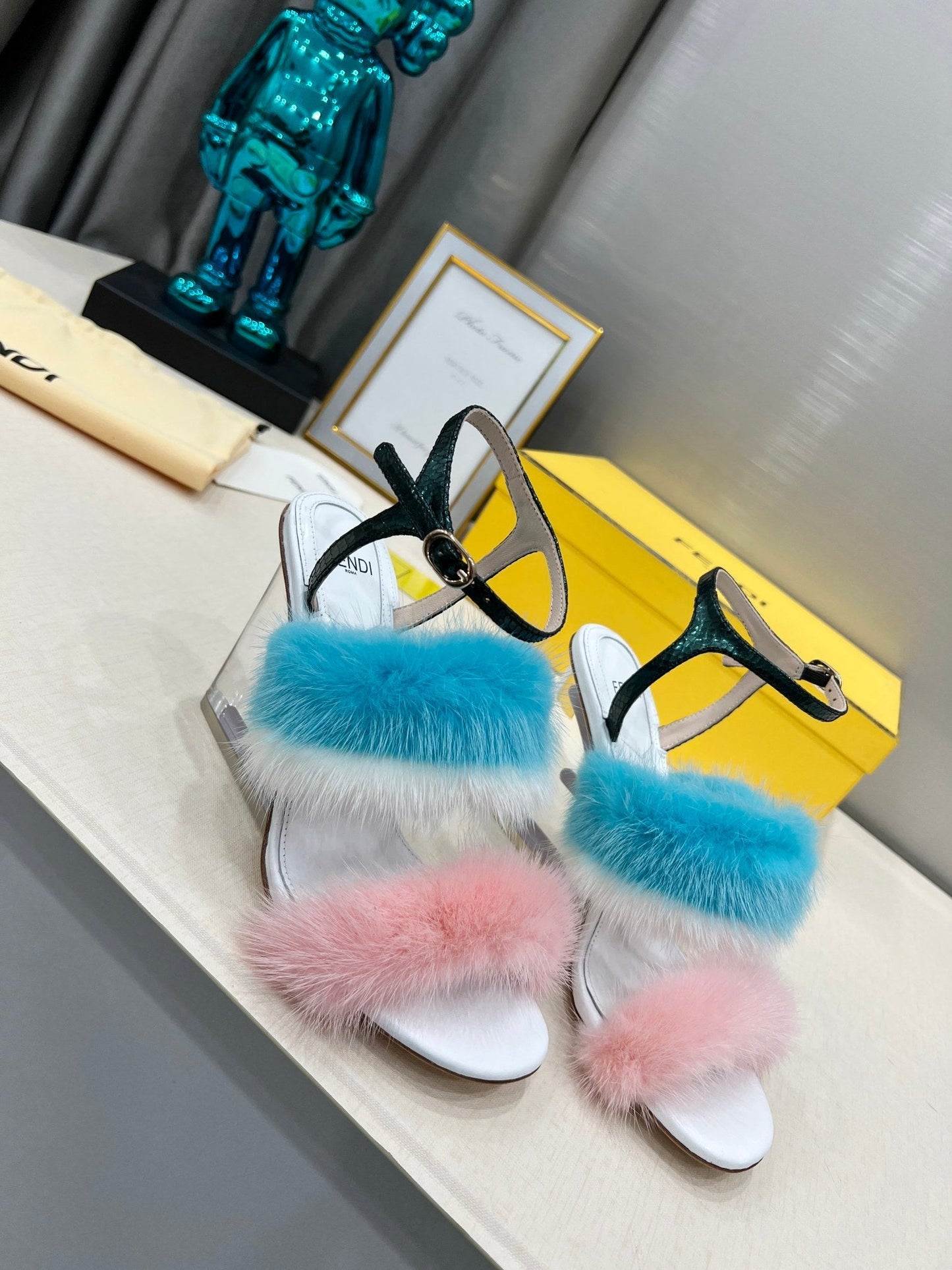 Luxury Shoes - FED - 675