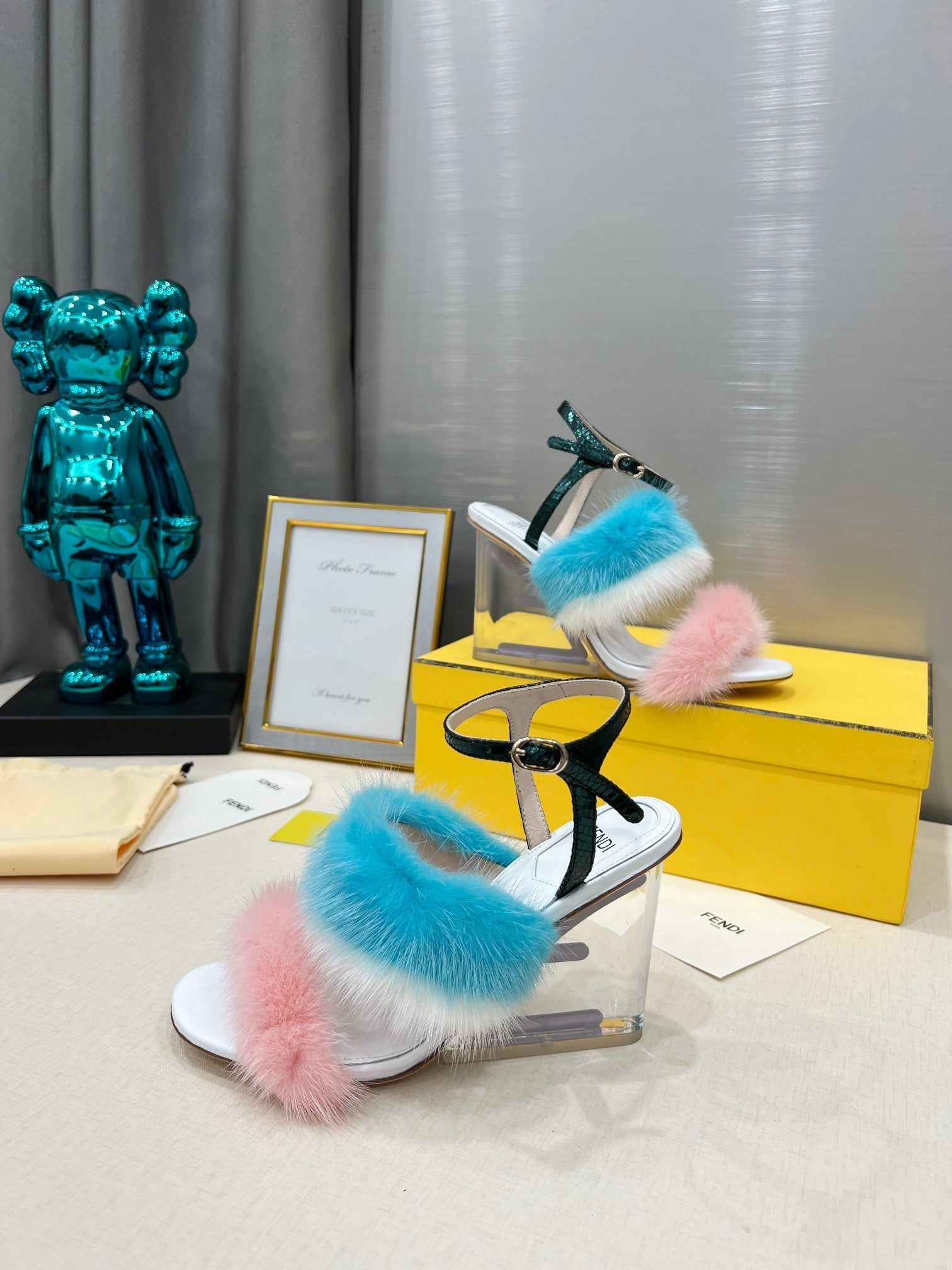 Luxury Shoes - FED - 675