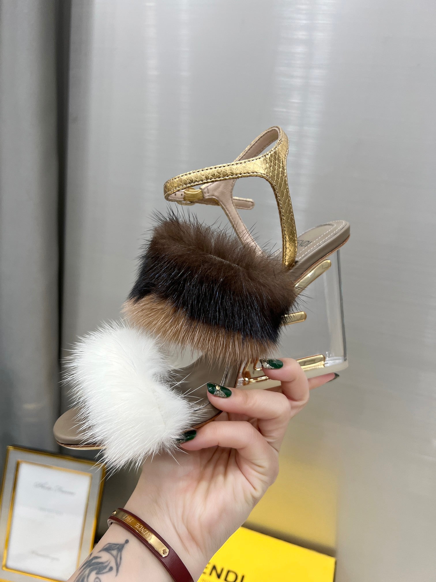 Luxury Shoes - FED - 676