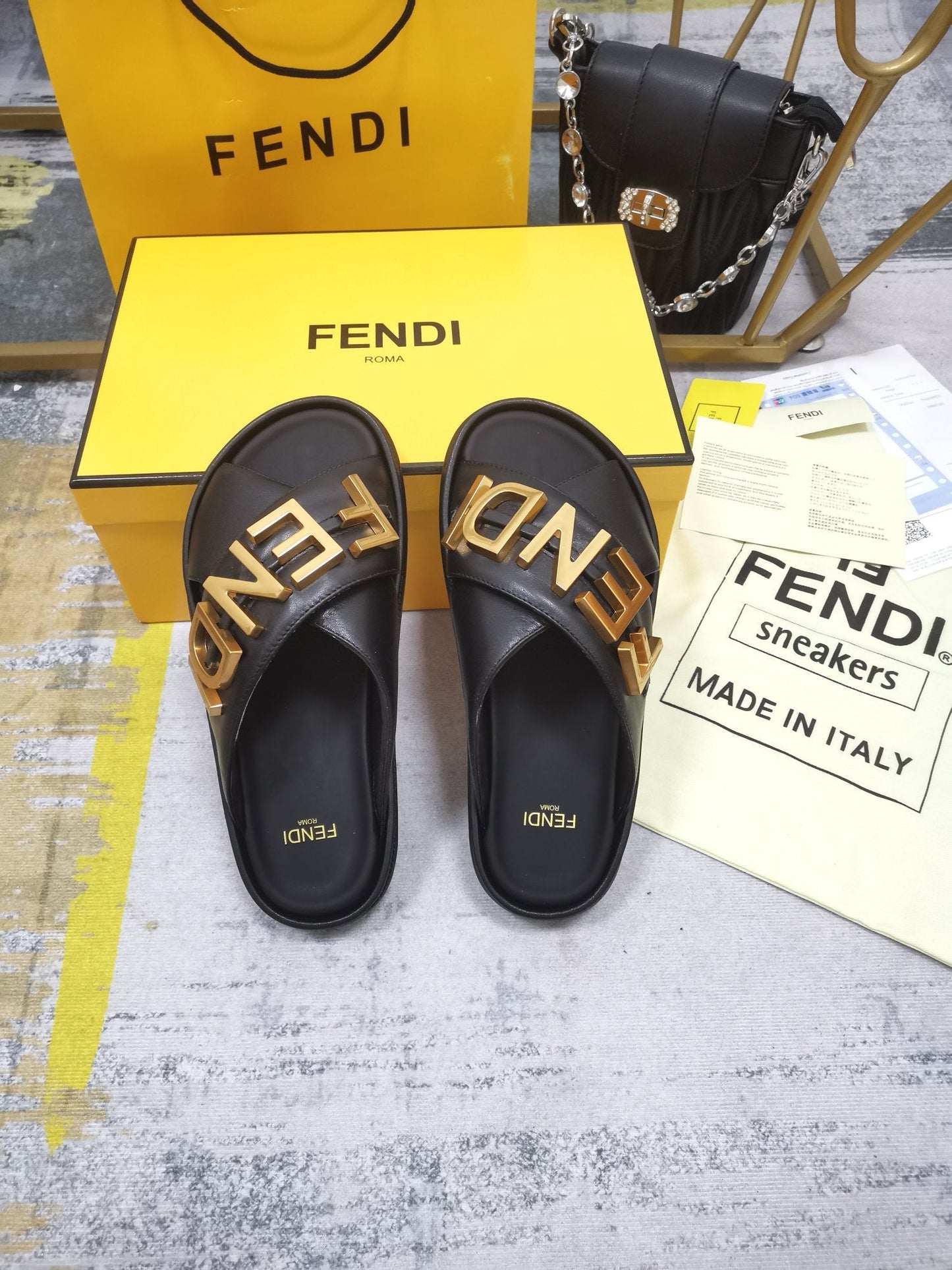 Luxury Shoes - FED - 673