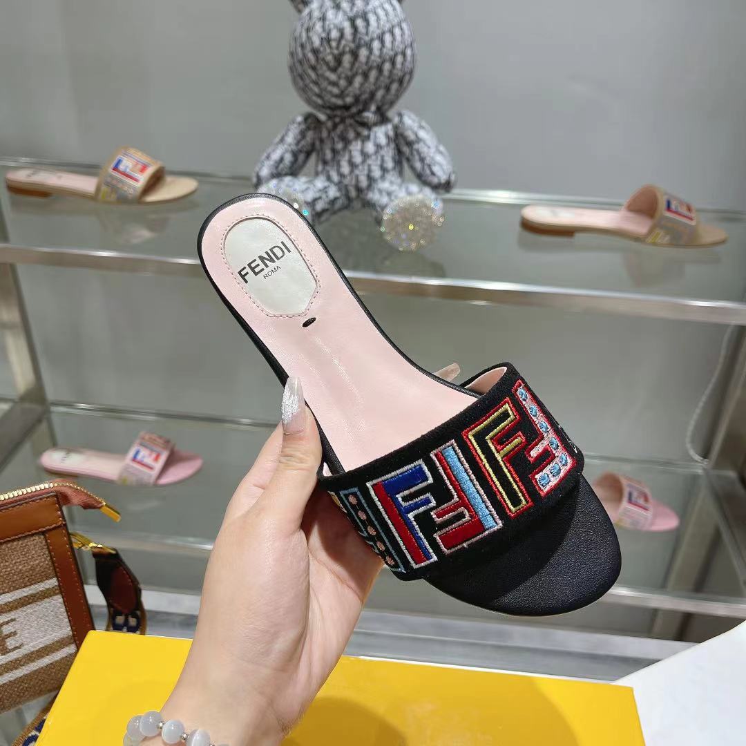 Luxury Shoes - FED - 557