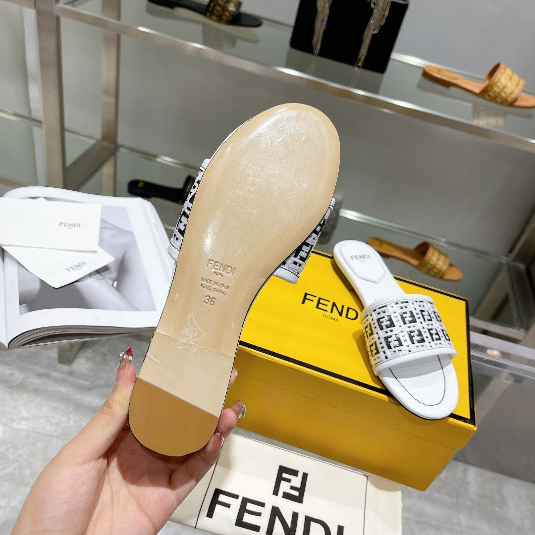 Luxury Shoes - FED - 550
