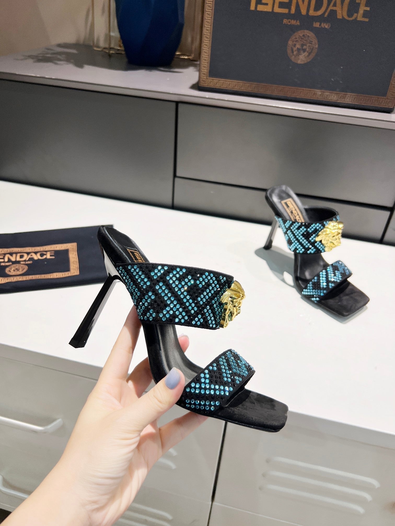 Luxury Shoes - FED - 509