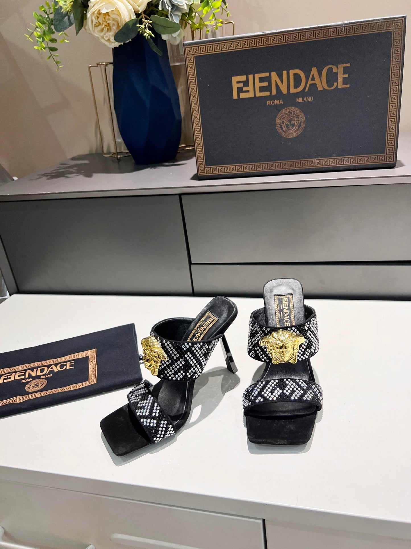 Luxury Shoes - FED - 512