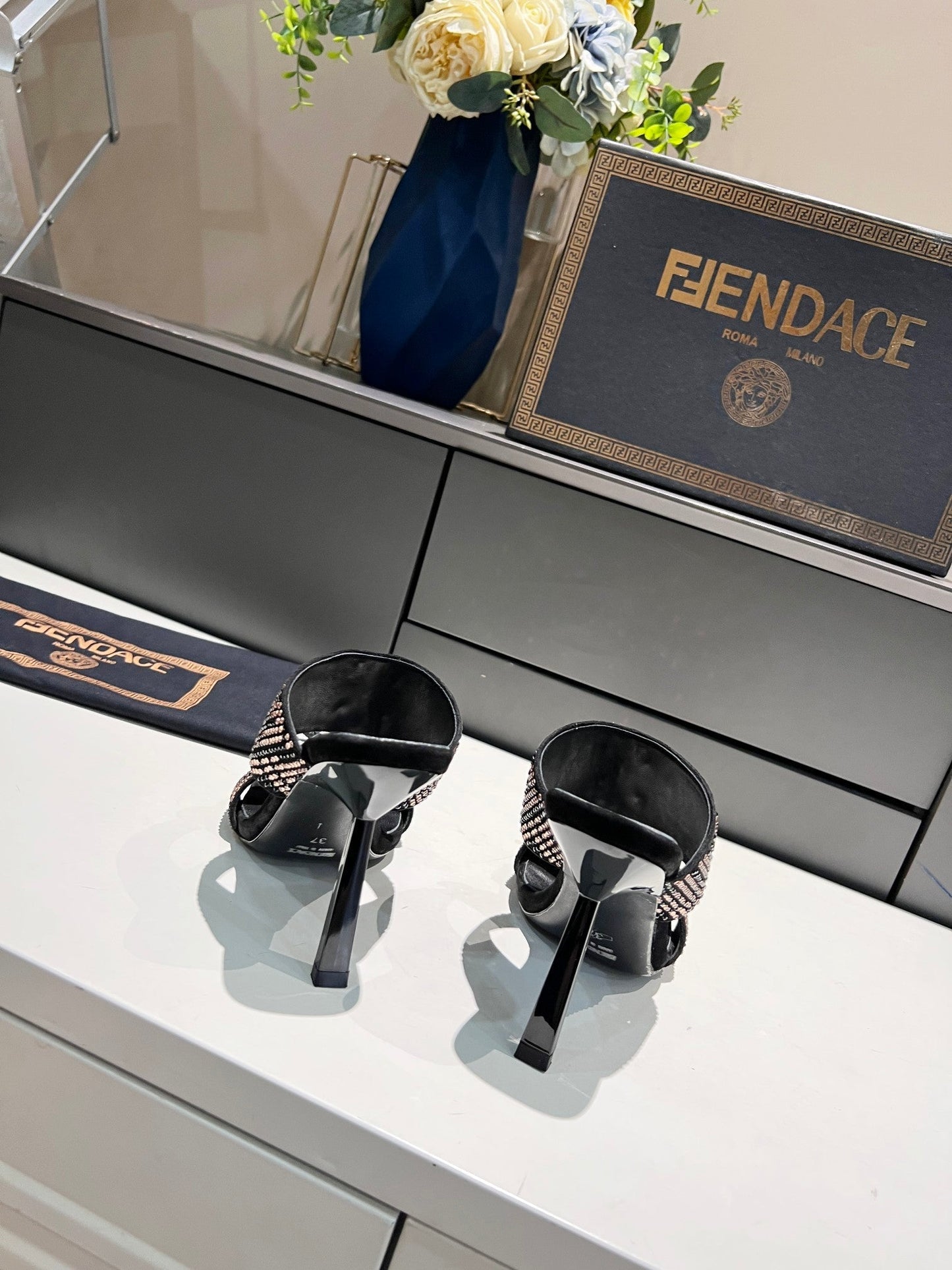 Luxury Shoes - FED - 510