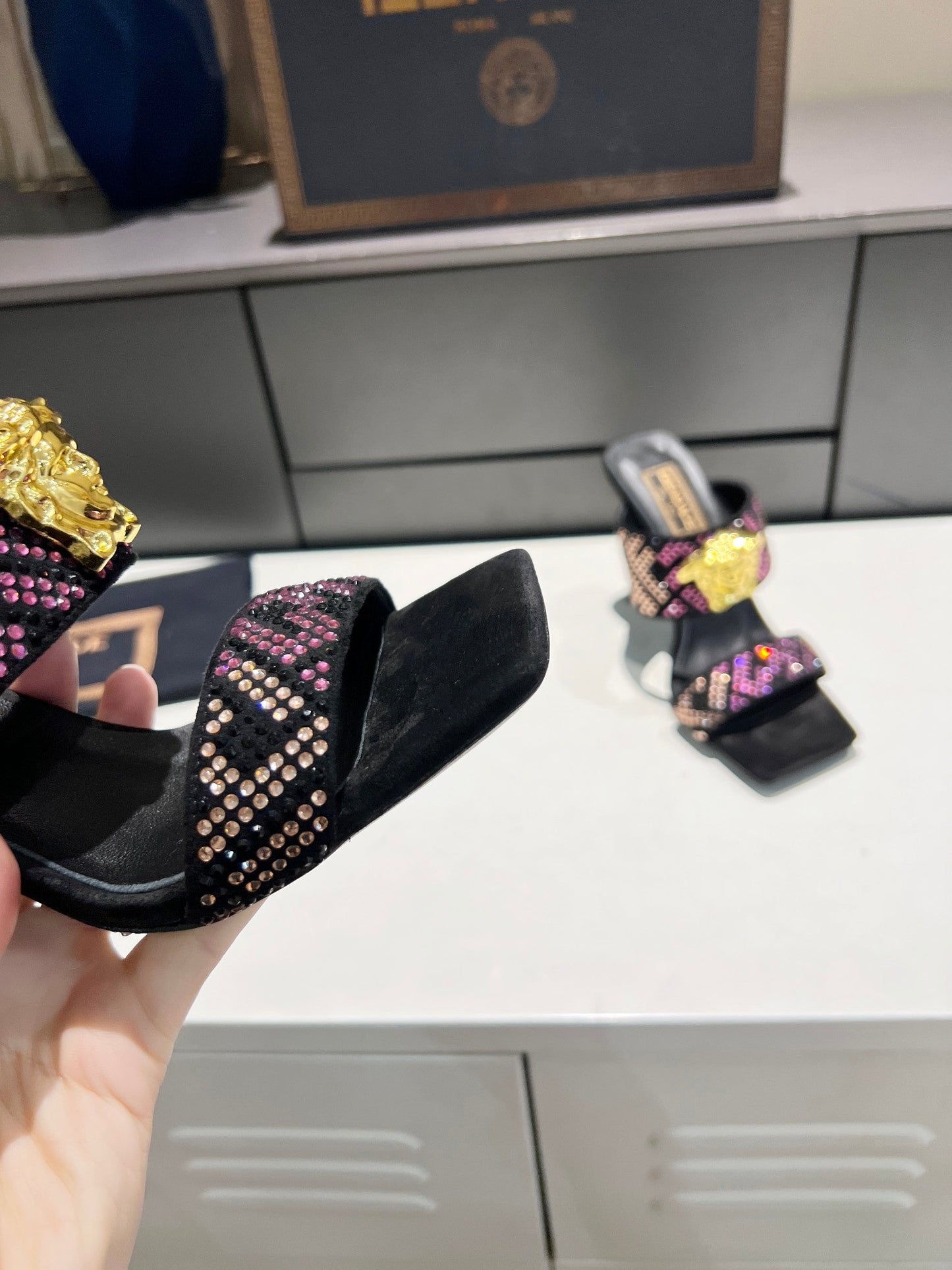 Luxury Shoes - FED - 510