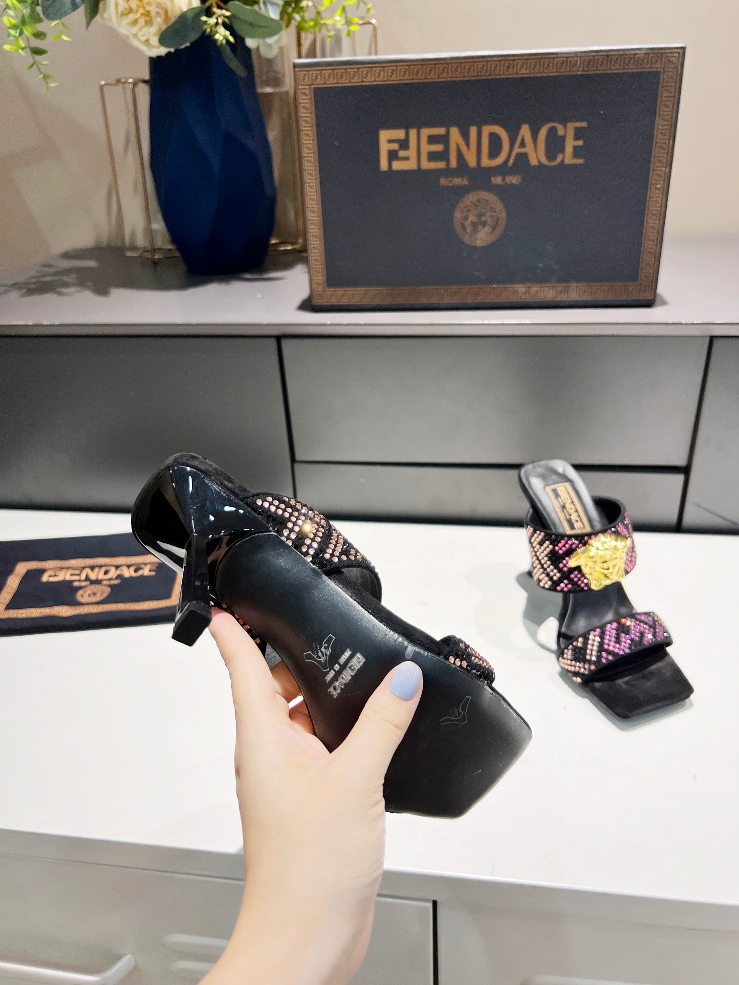 Luxury Shoes - FED - 510