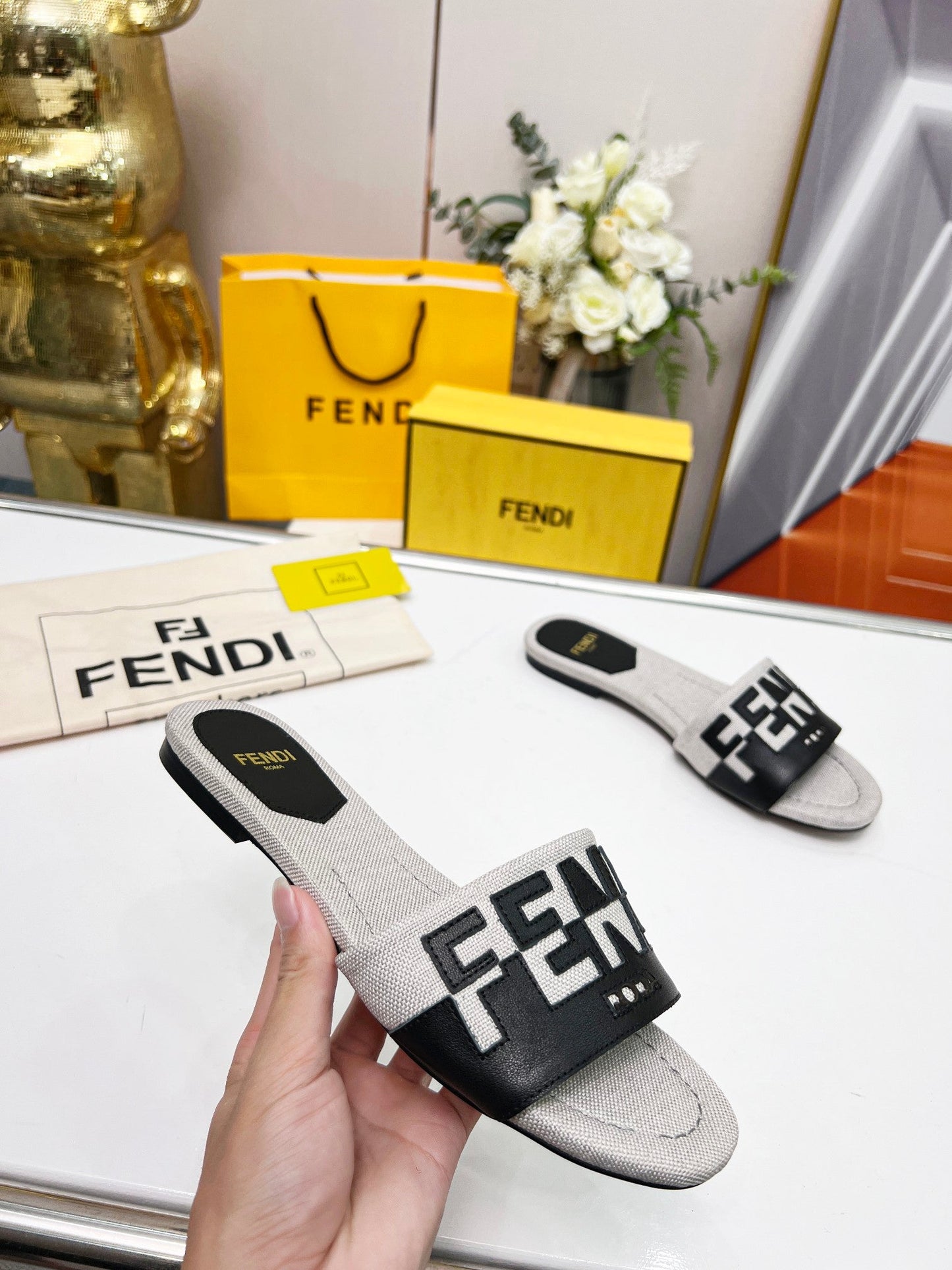 Luxury Shoes - FED - 544