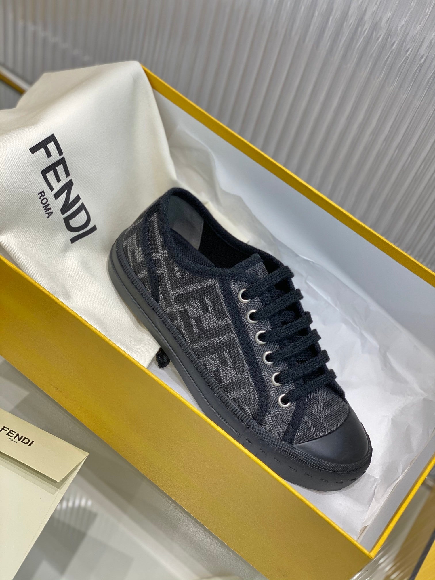 Luxury Shoes - FED - 508