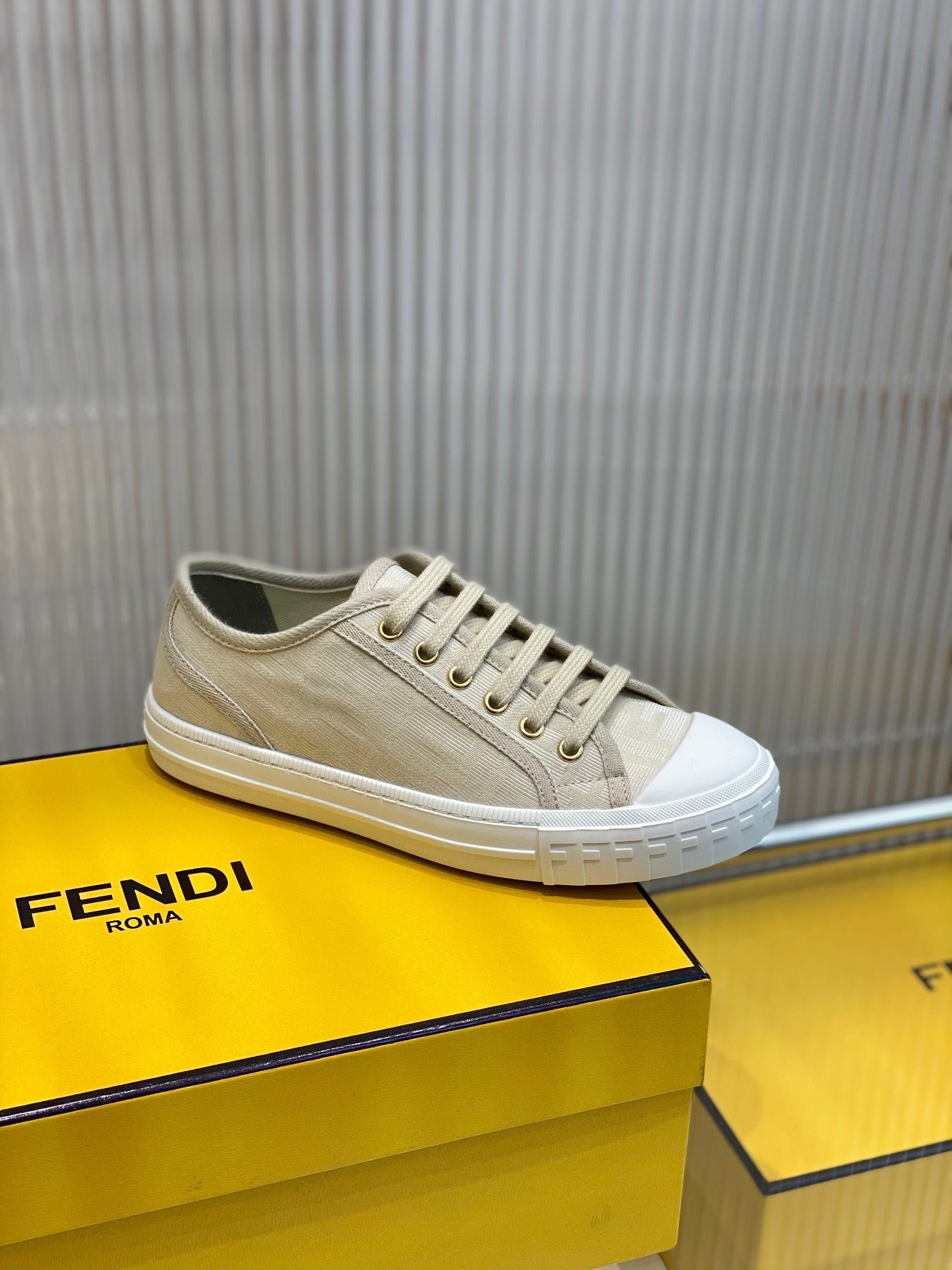 Luxury Shoes - FED - 507