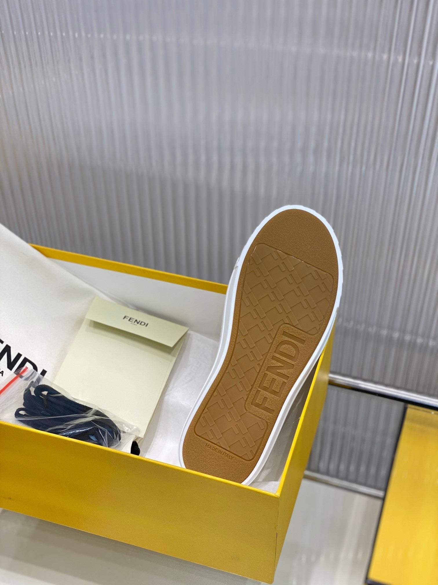 Luxury Shoes - FED - 507