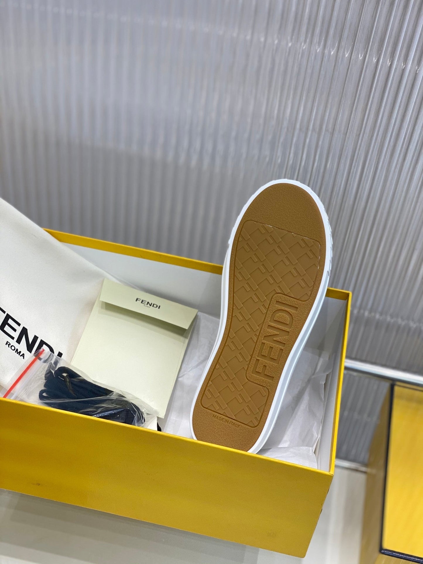 Luxury Shoes - FED - 506