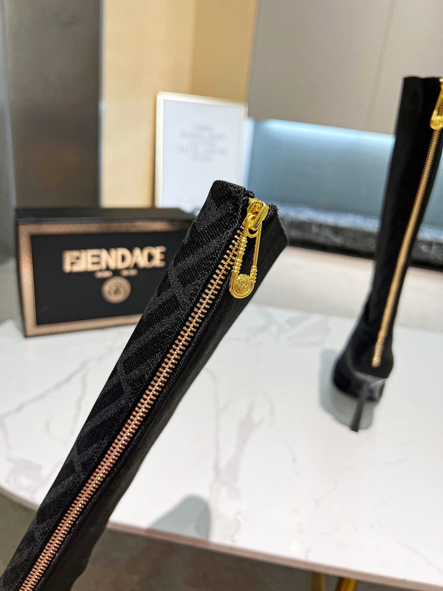 Luxury Shoes - FED - 388