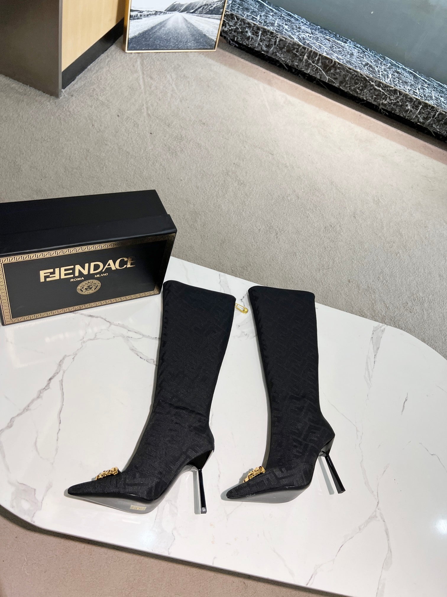 Luxury Shoes - FED - 388