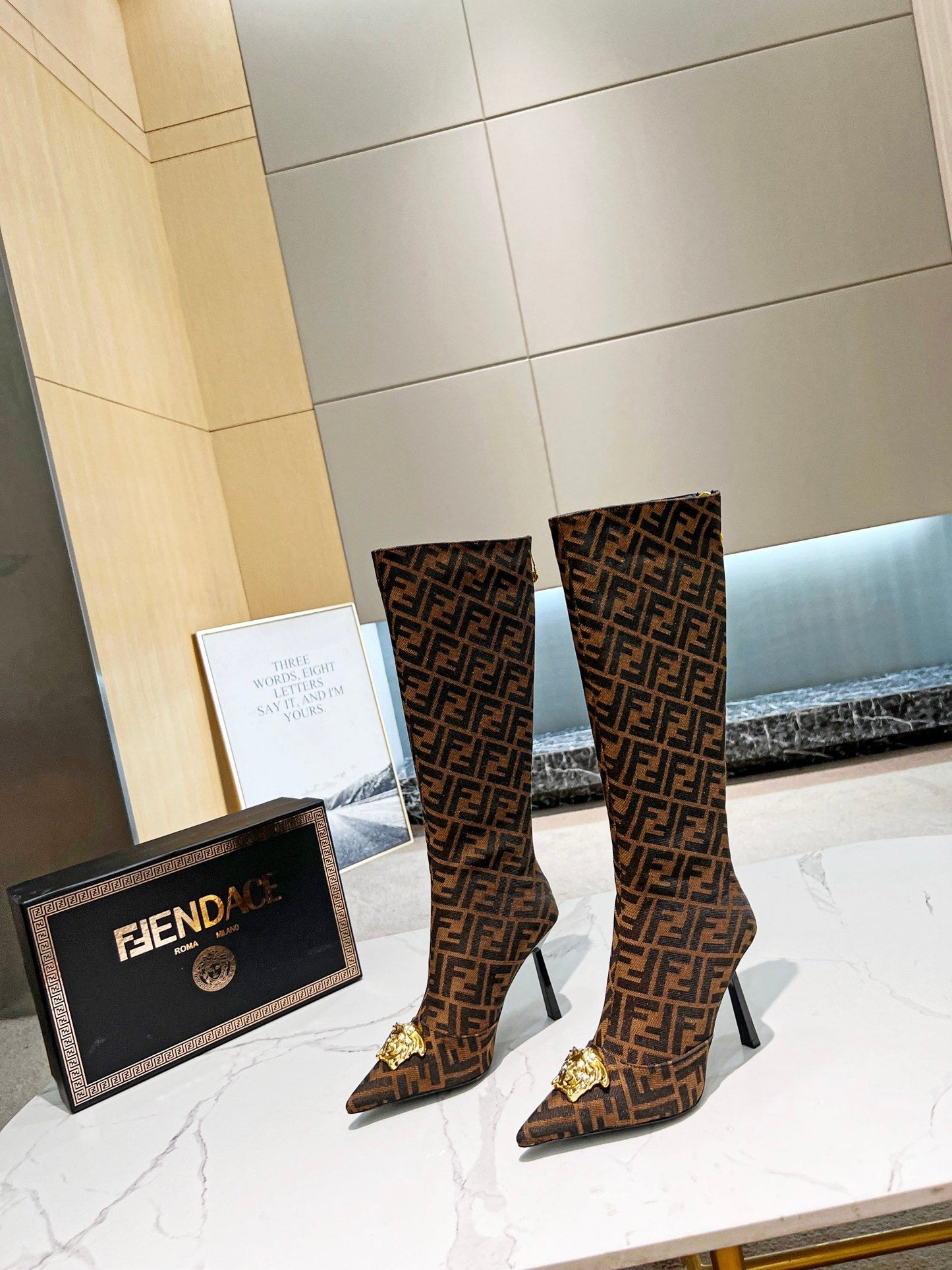 Luxury Shoes - FED - 390