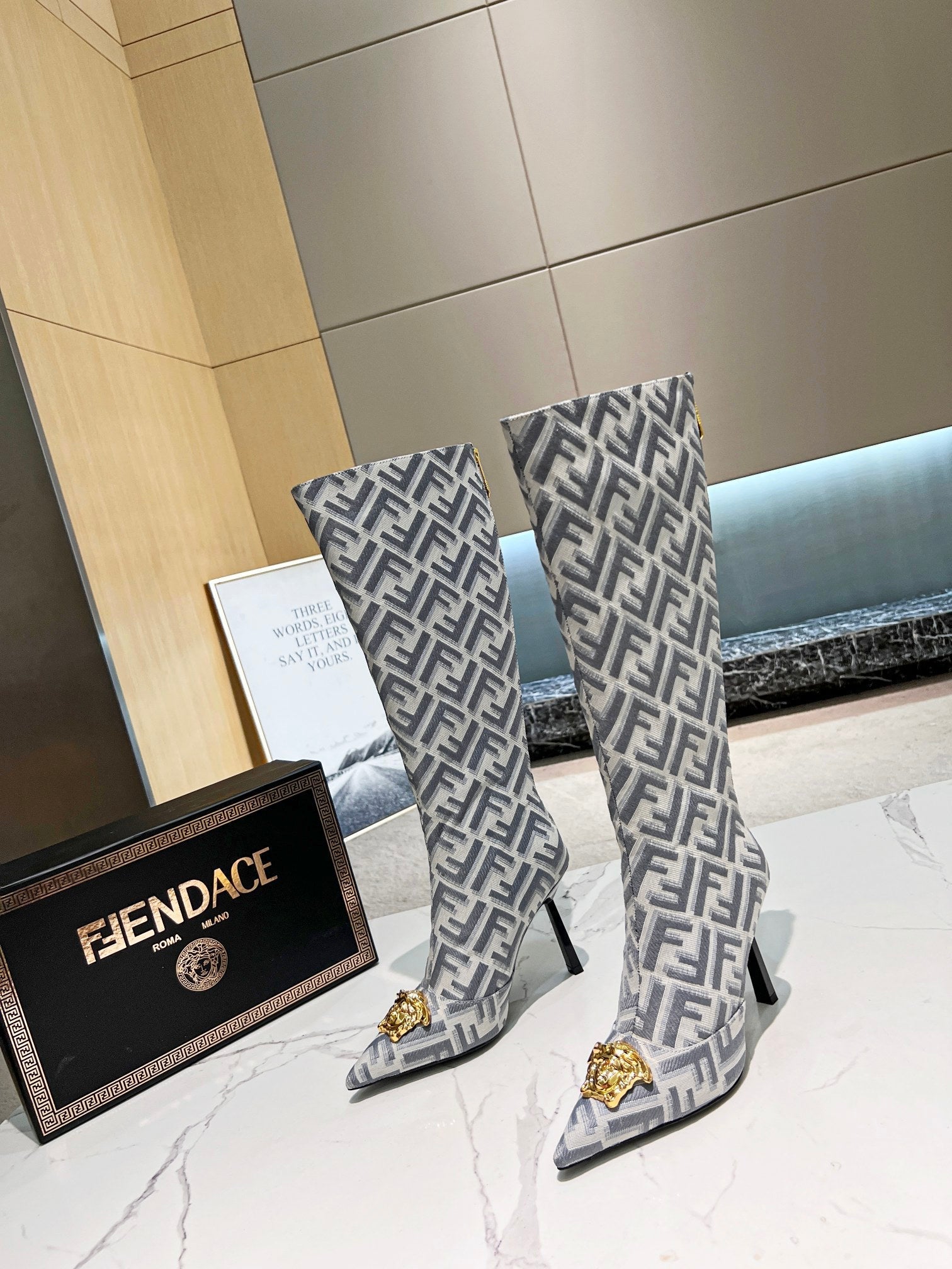 Luxury Shoes - FED - 389