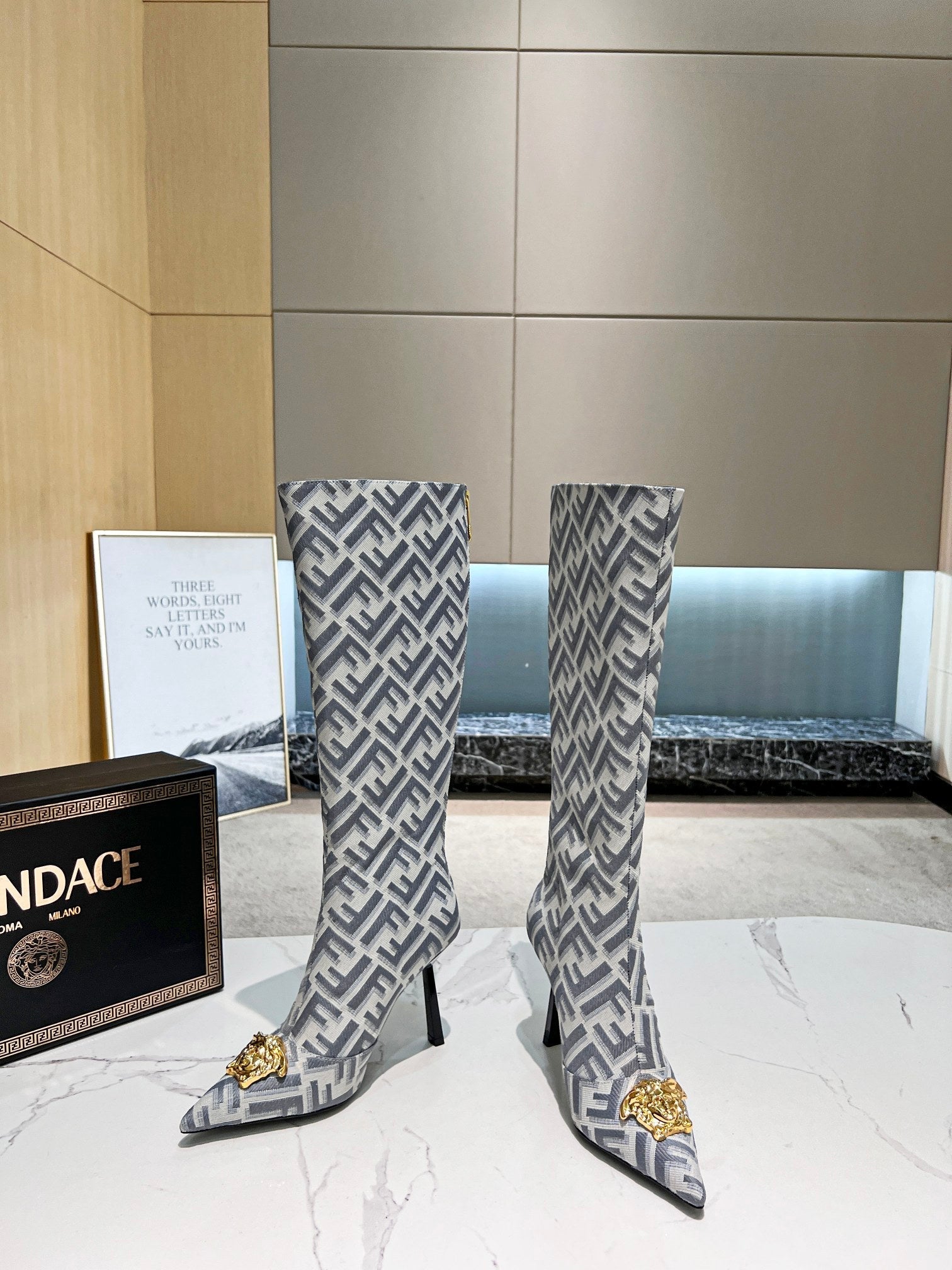 Luxury Shoes - FED - 389