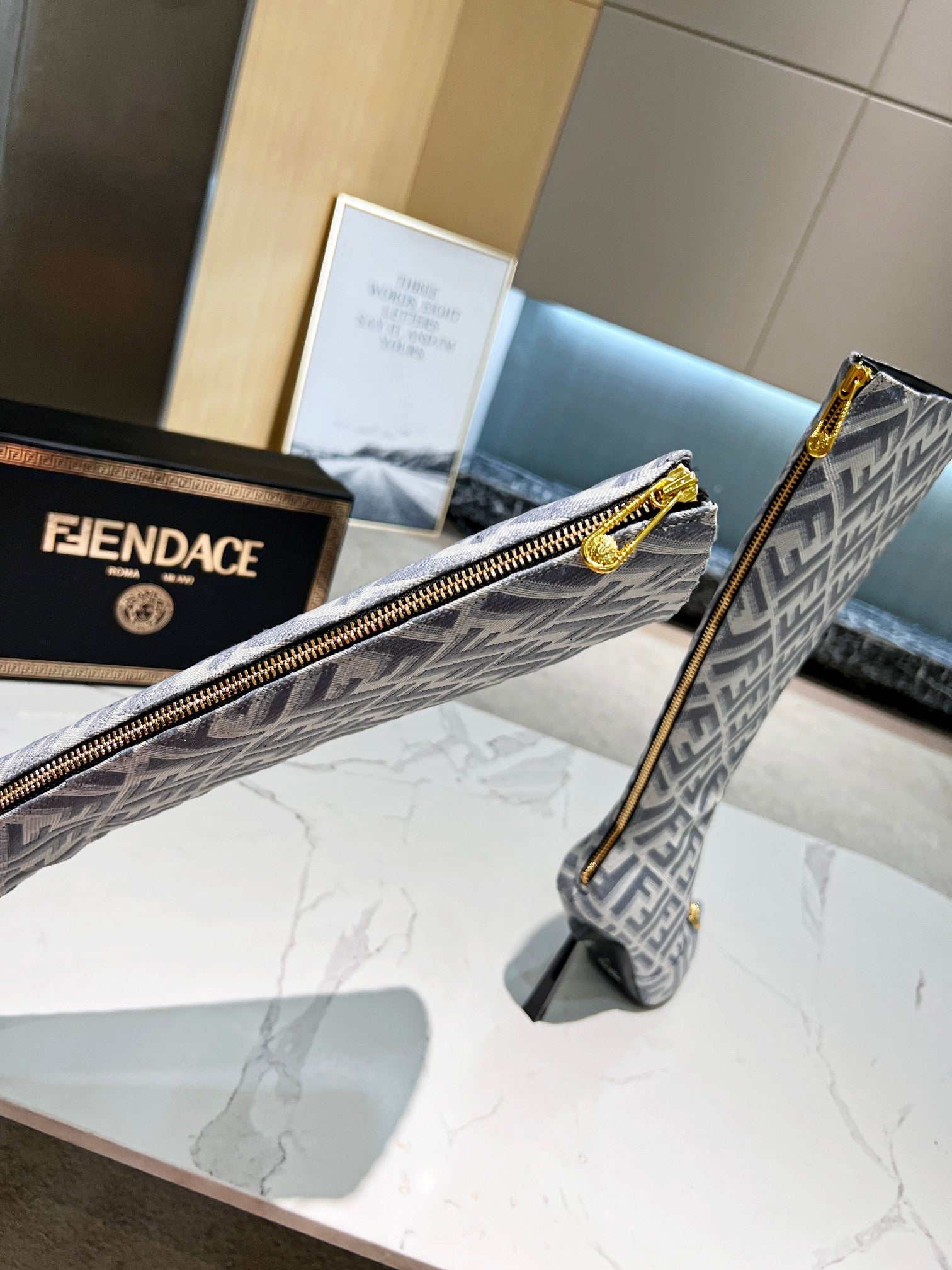 Luxury Shoes - FED - 389