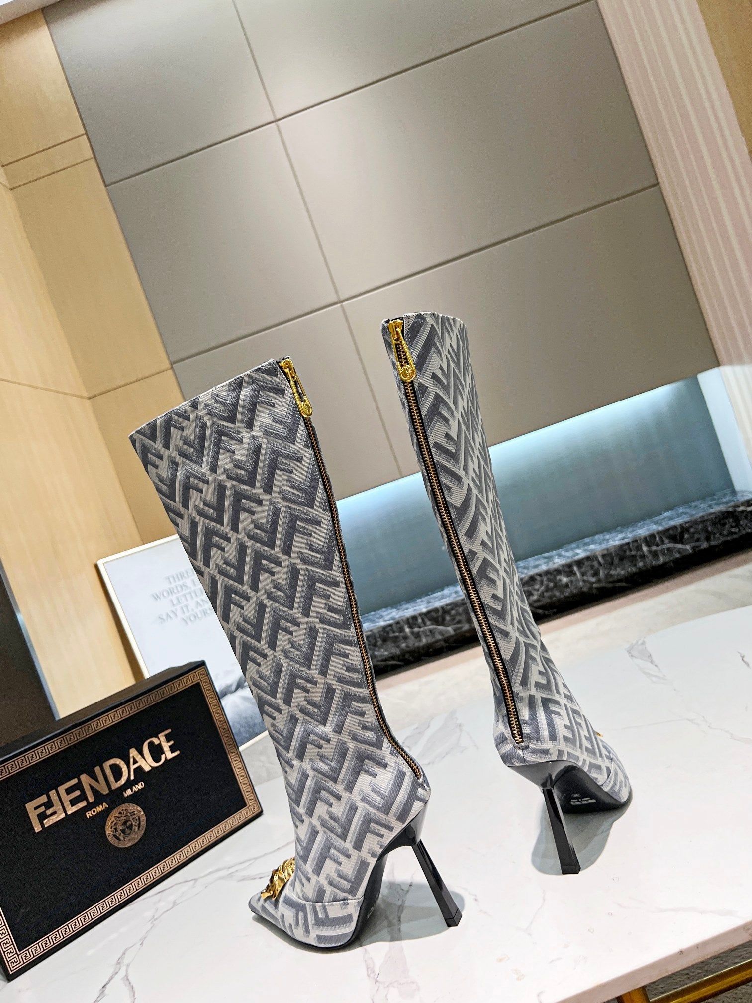 Luxury Shoes - FED - 389