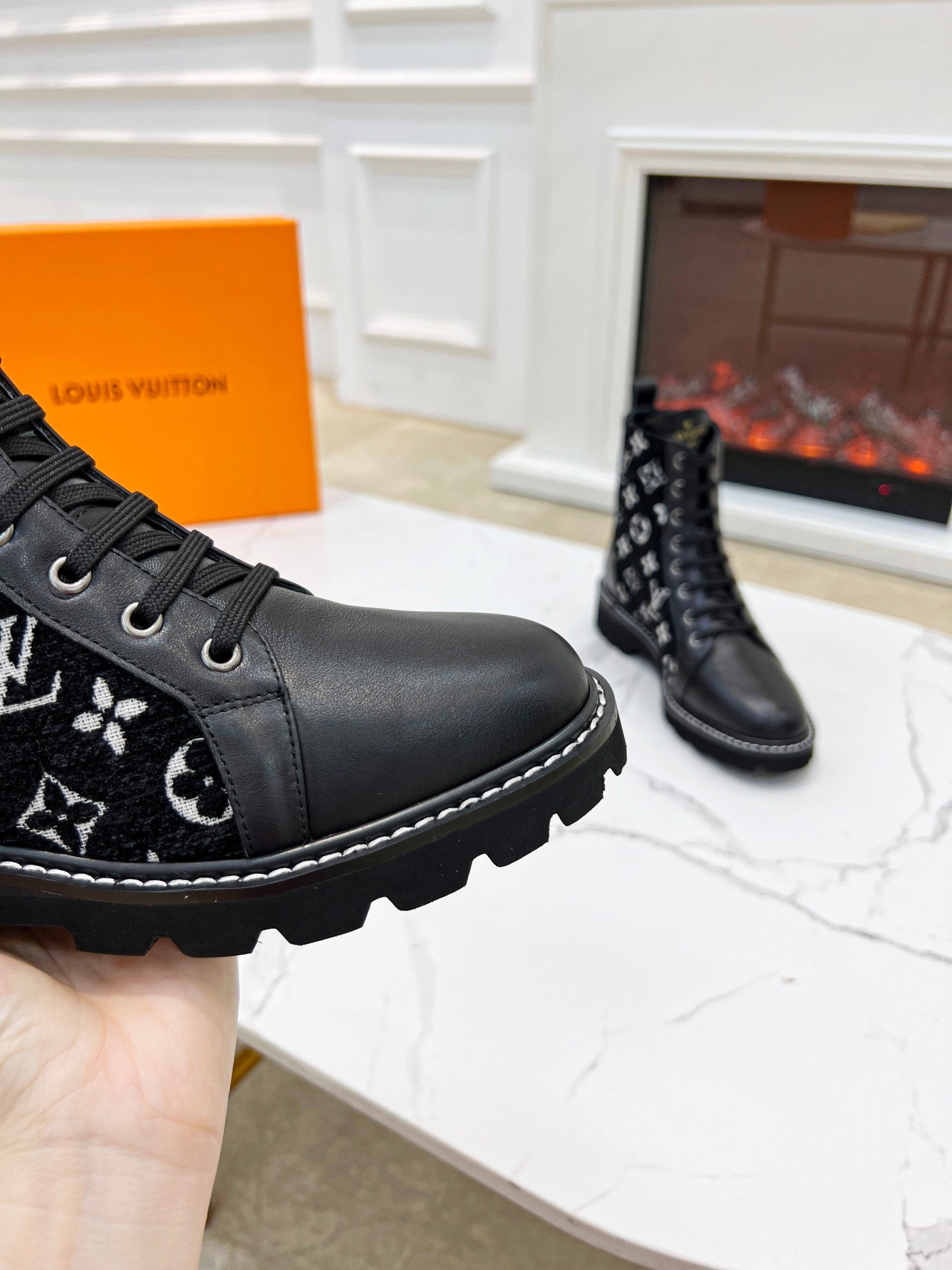 Luxury Shoes - LU-V - 1039