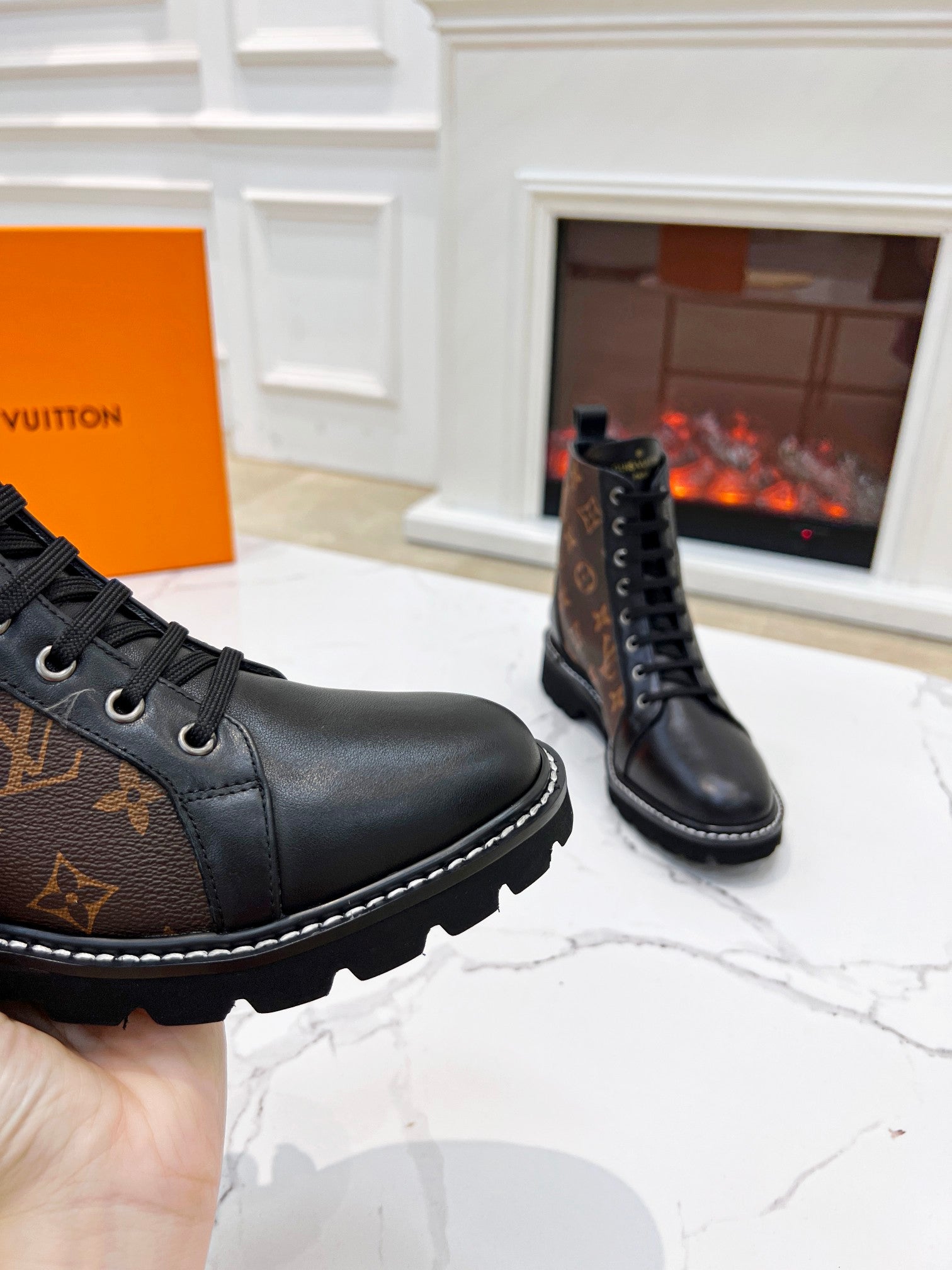 Luxury Shoes - LU-V - 1038