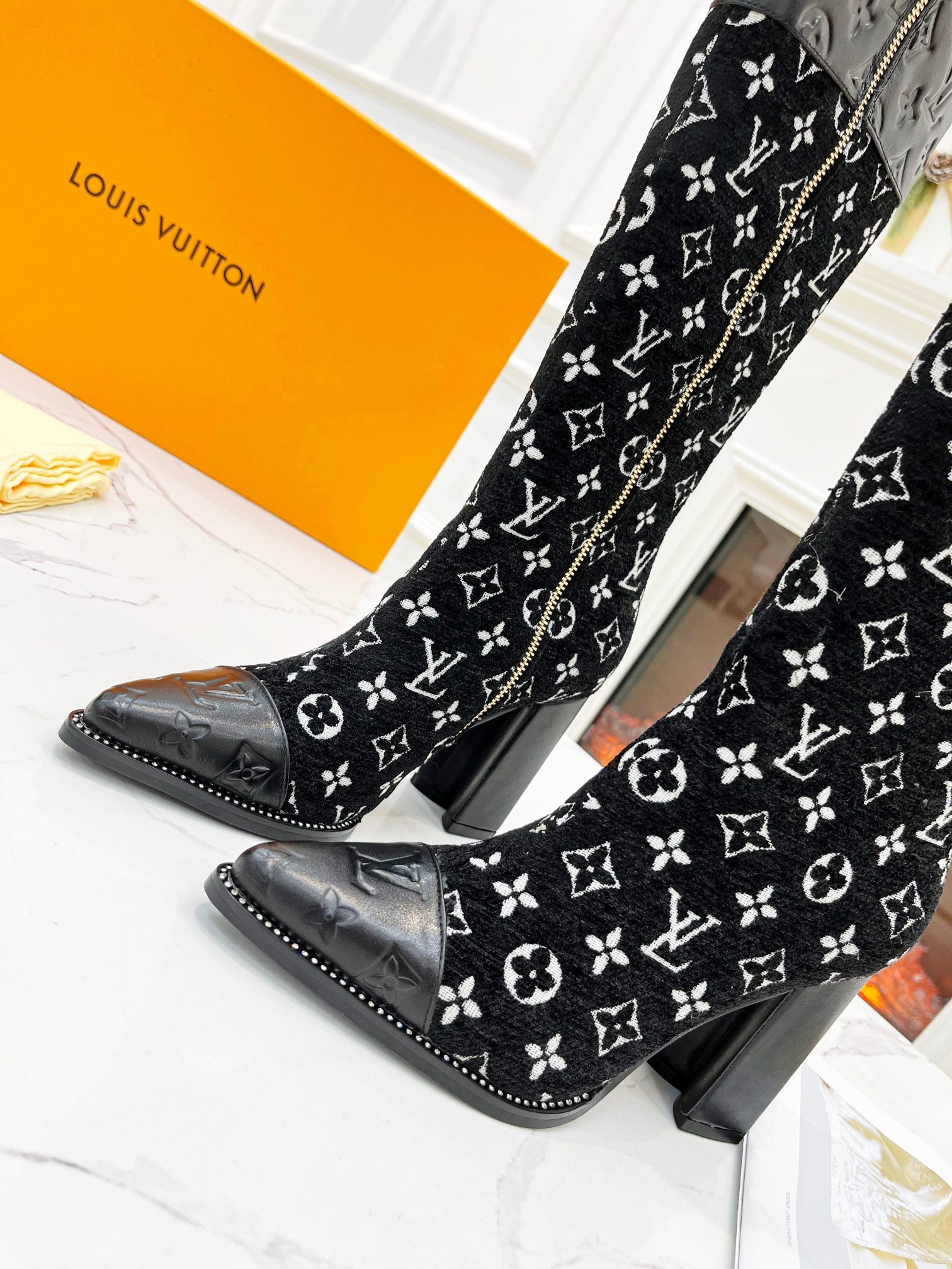 Luxury Shoes - LU-V - 1043