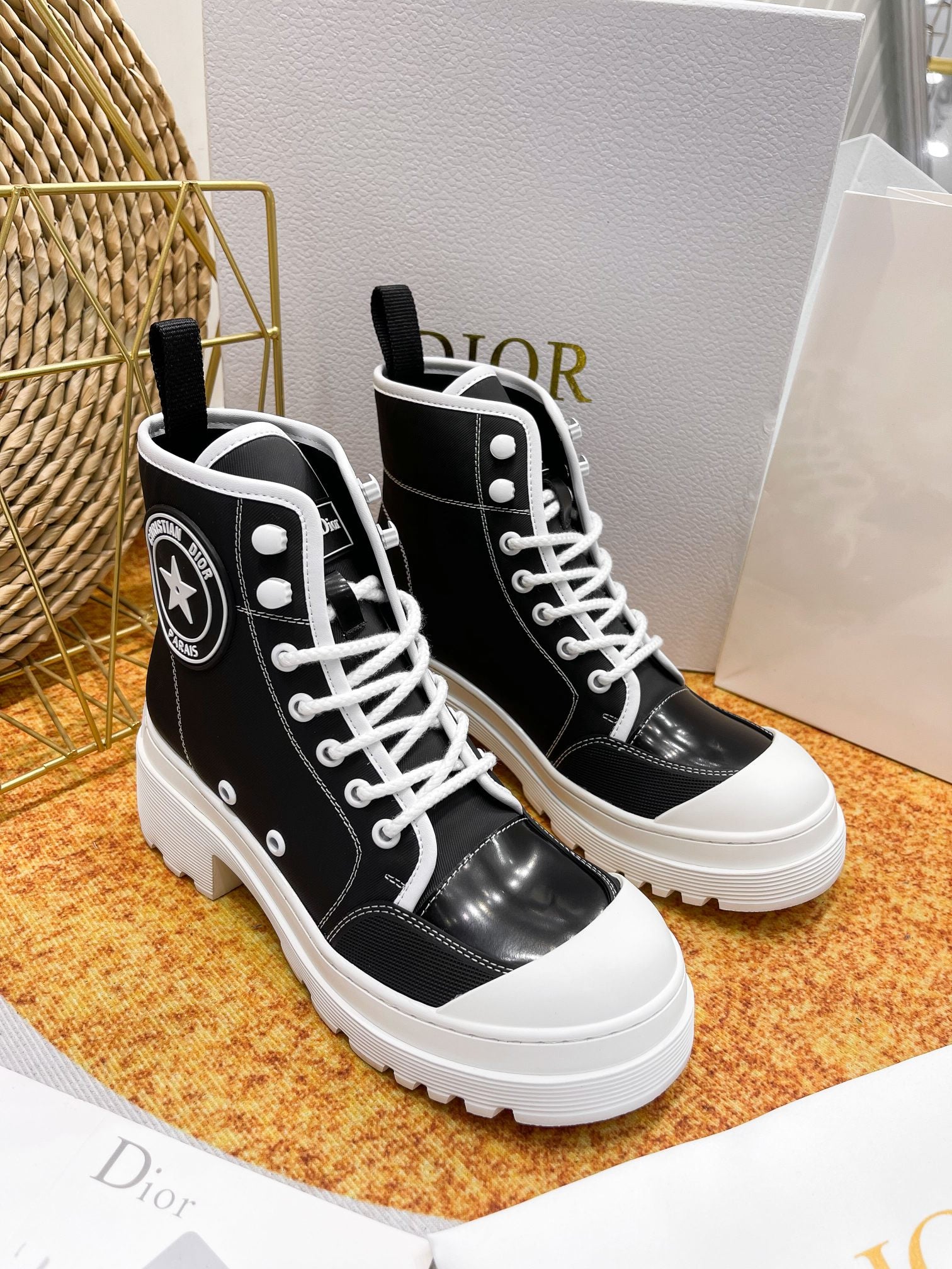 Luxury Shoes - DIR - 840