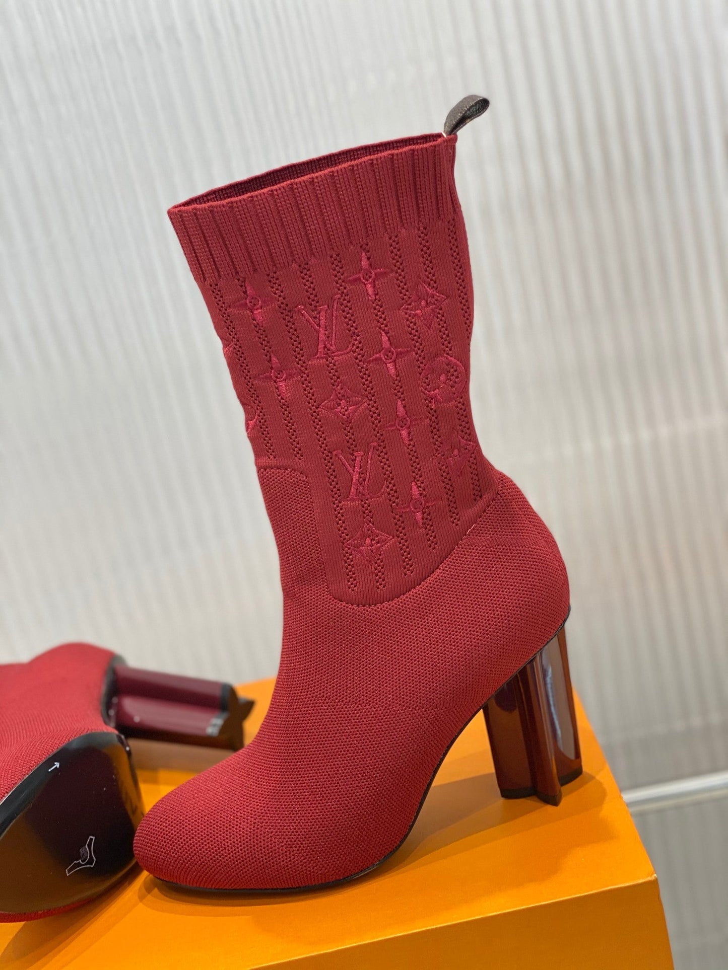 Luxury Shoes - LU-V - 1050