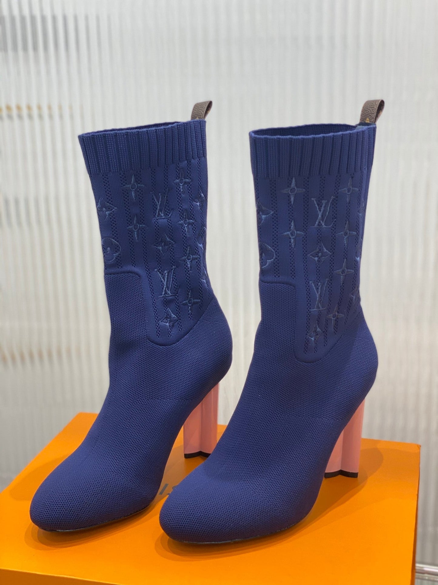 Luxury Shoes - LU-V - 1051