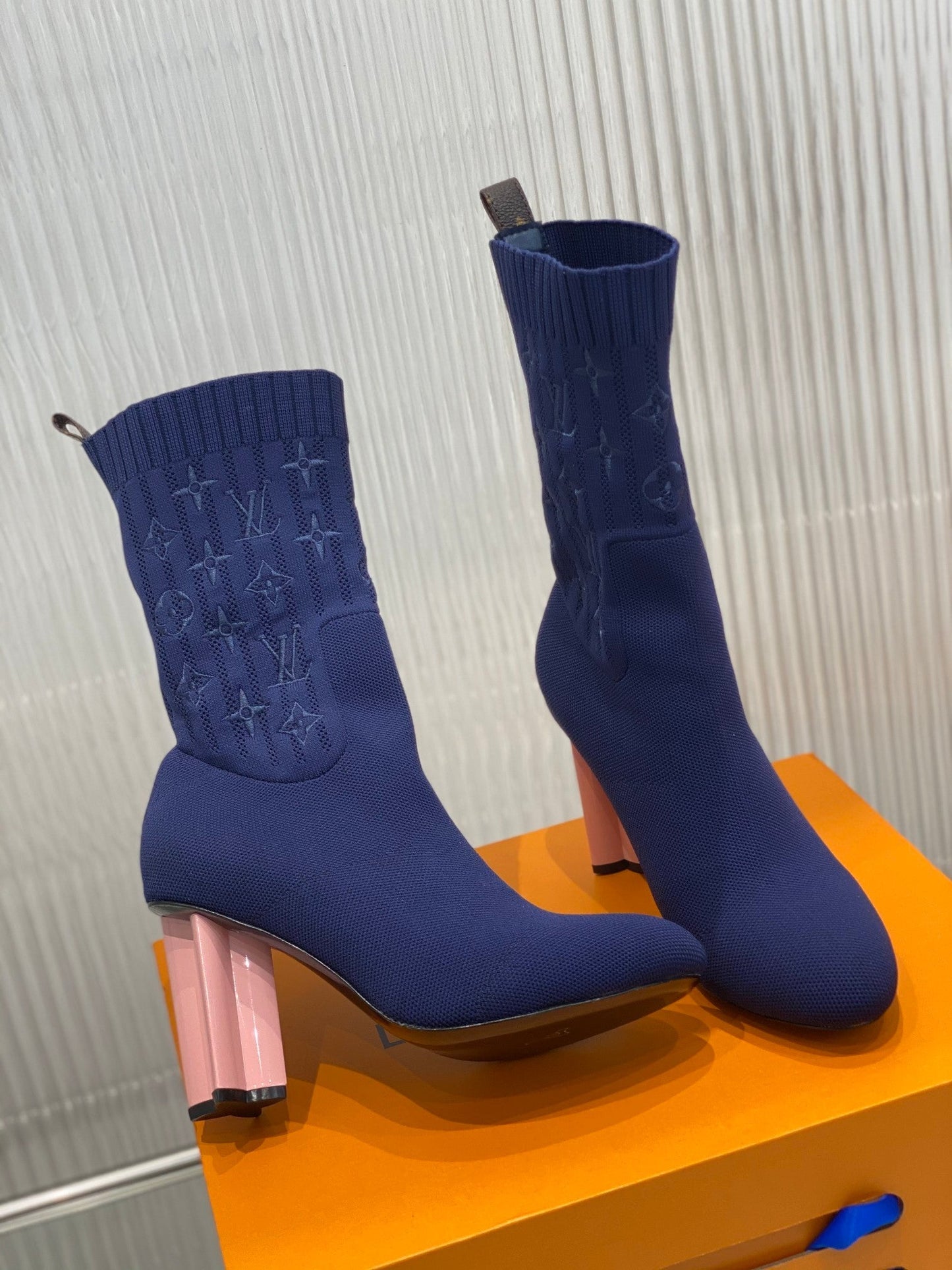 Luxury Shoes - LU-V - 1051