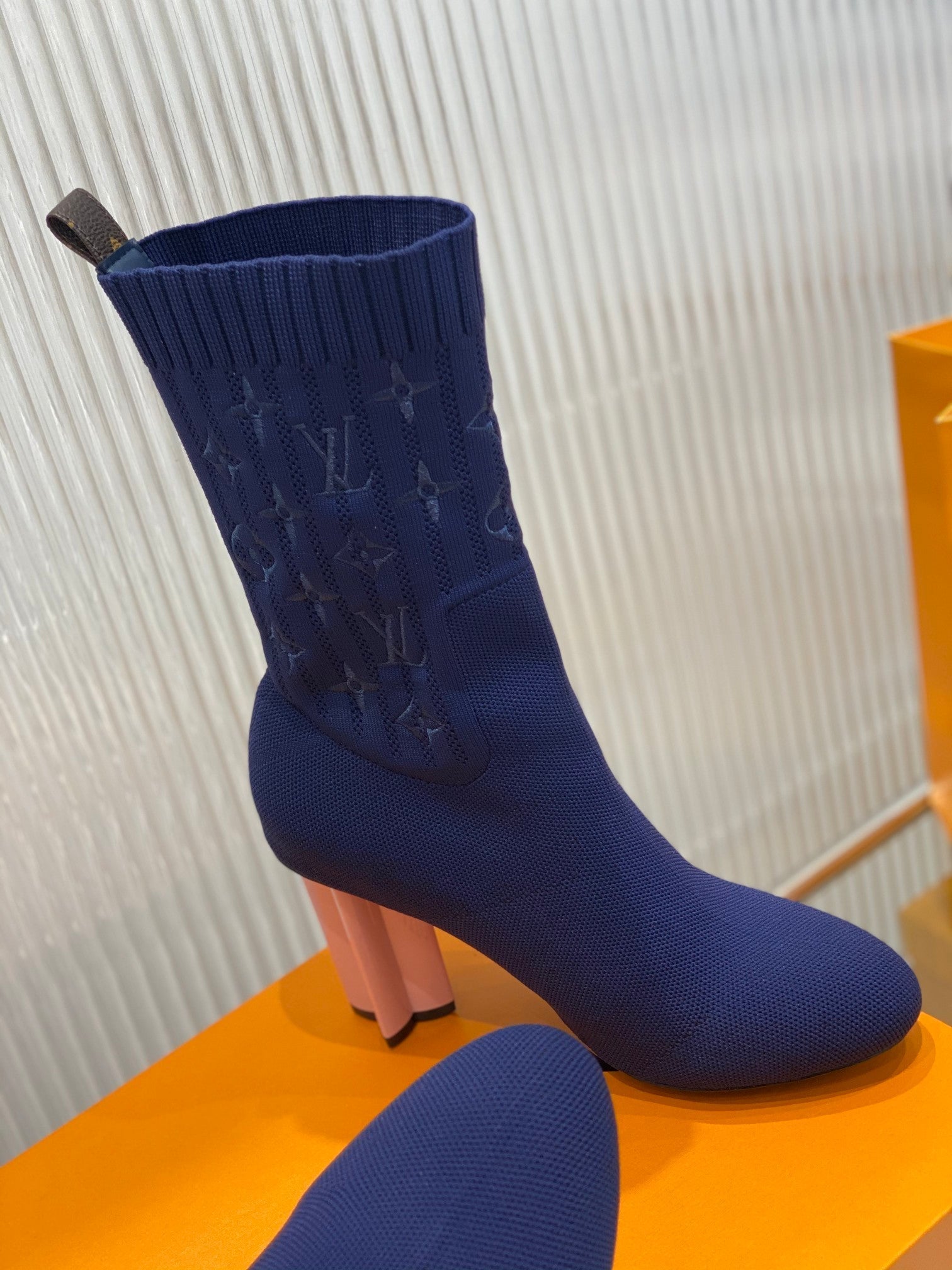 Luxury Shoes - LU-V - 1051