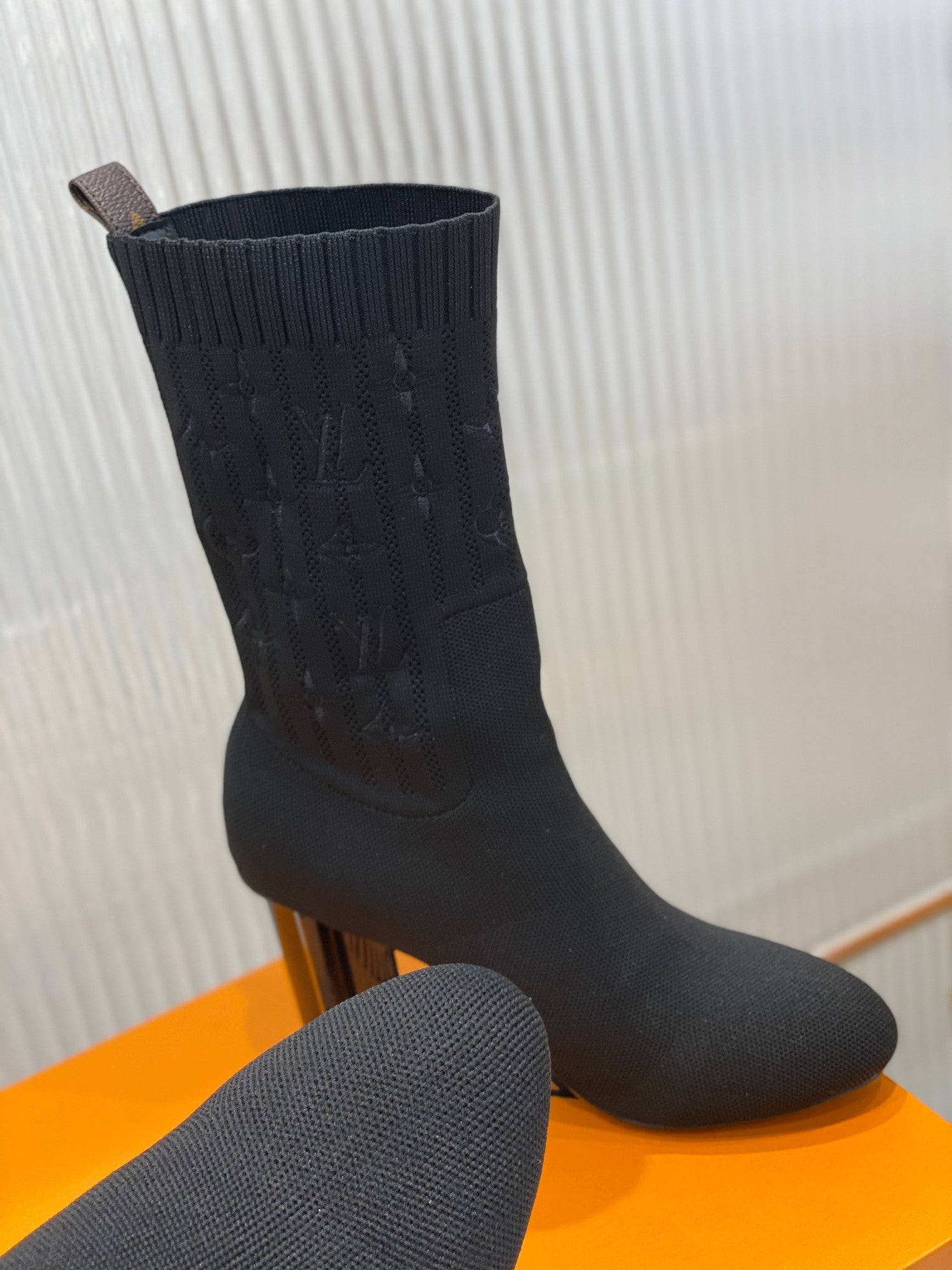 Luxury Shoes - LU-V - 1053