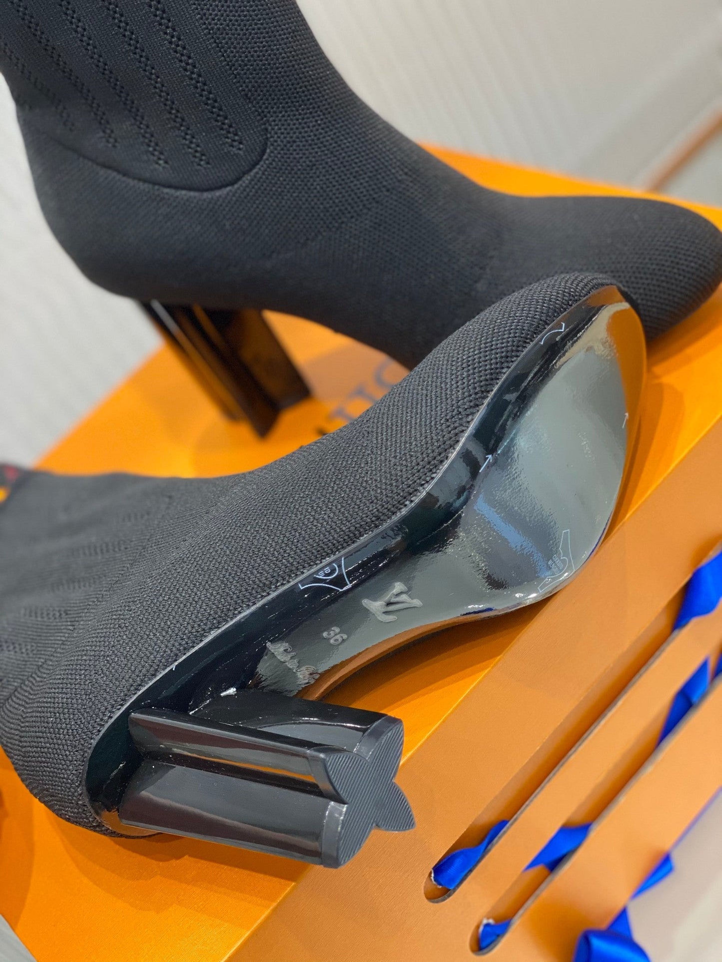 Luxury Shoes - LU-V - 1058